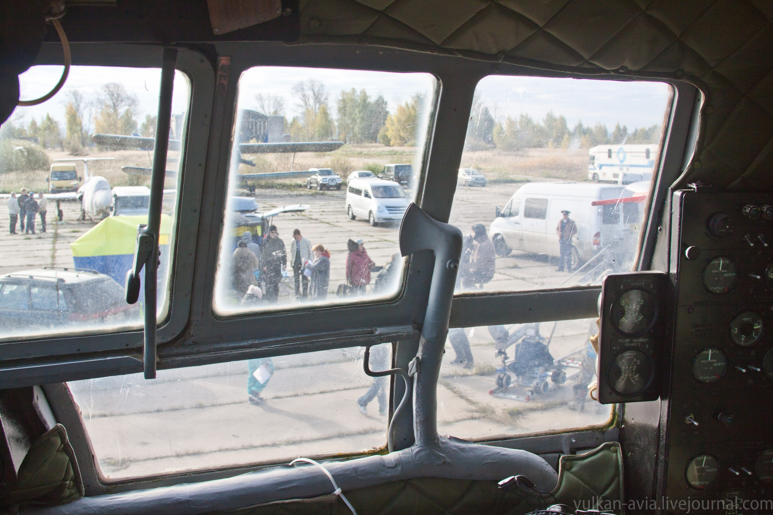 Ил-14Т «Пингвин» в сериале «Палач» режиссёр Вячеслав Никифоров (2014г). Авиационная техника для кино, рекламы и фотосессий