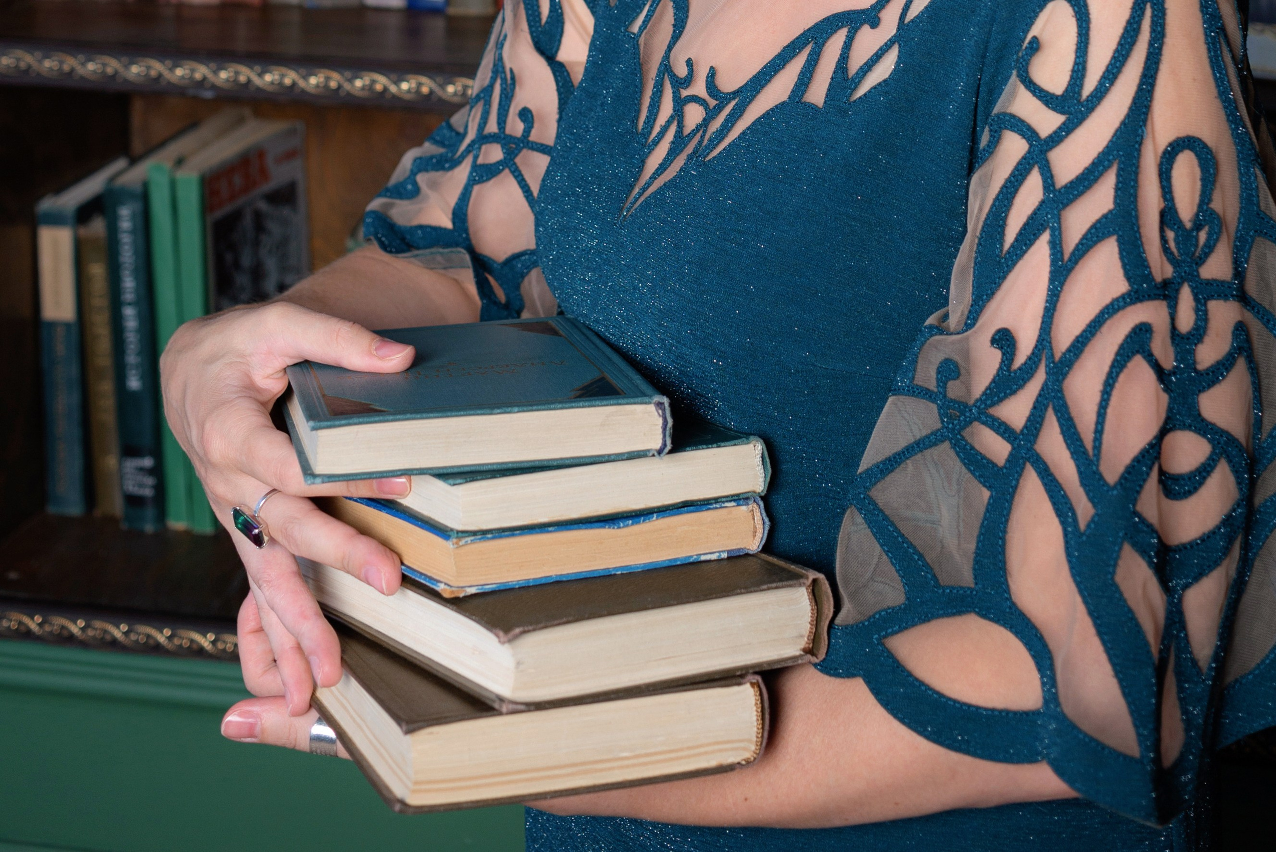 Профессиональные фото психолога для сайта и соцсетей в СПб. Портретные фотосессии, контент-съемки, репортаж