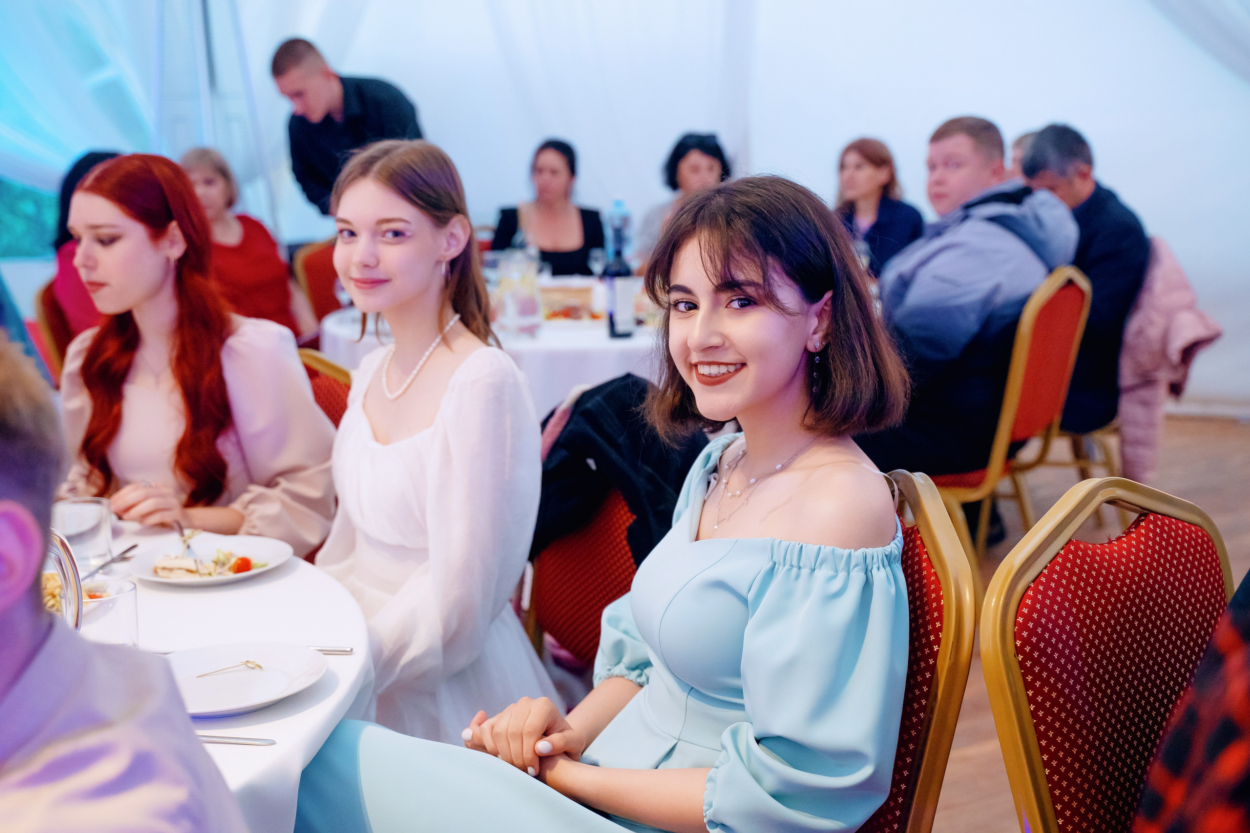 Выпускной 11 класс. Фотограф Ким Наталья в Красноярске