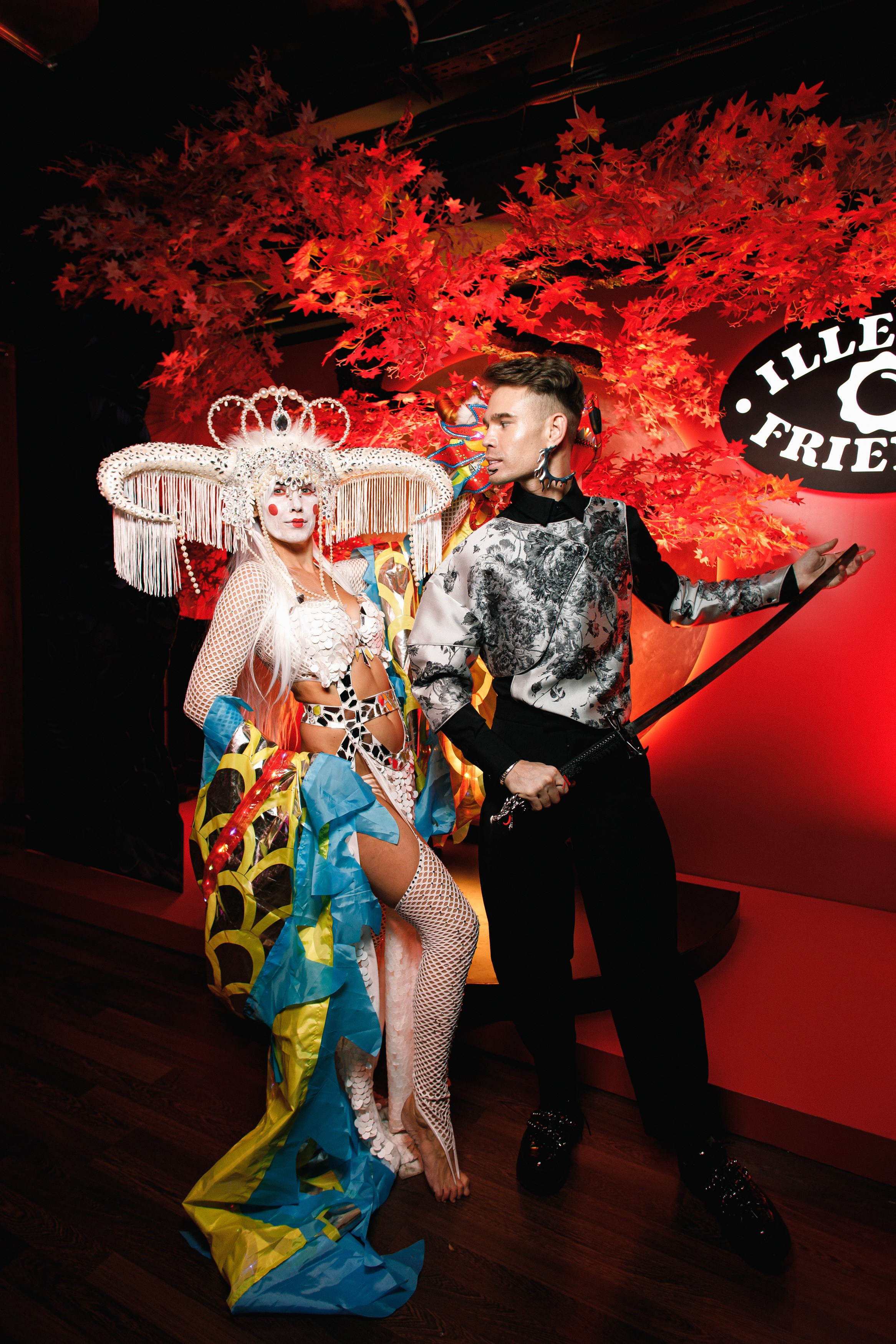 ILLEGAL FRIENDS | ASIA. СВОИ. ФОТООТЧЕТЫ-СОБЫТИЯ-МЕСТА