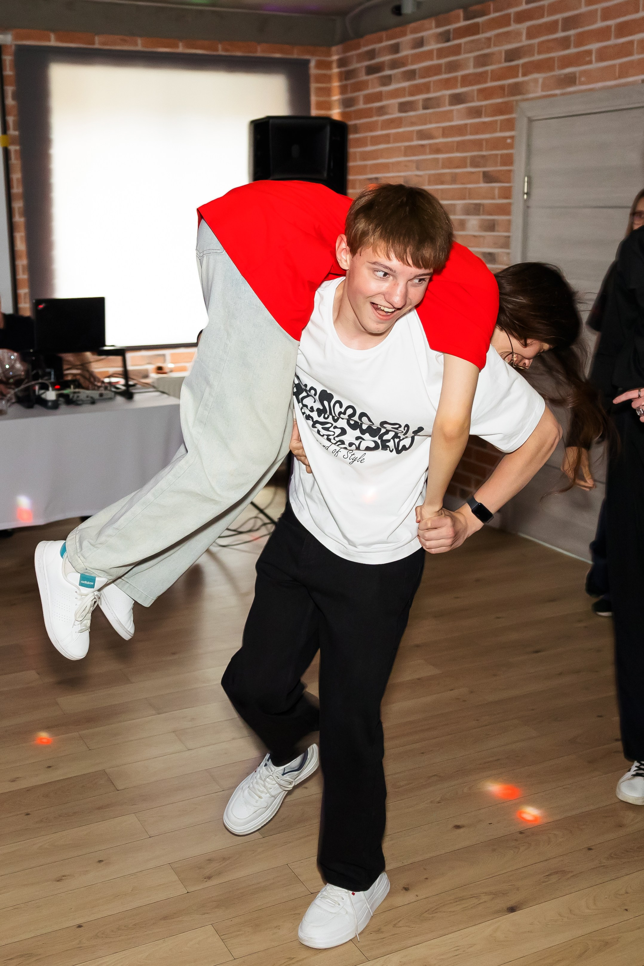 Праздник в честь окончания 9. Фотограф г. Москва Олеся Пантелеева