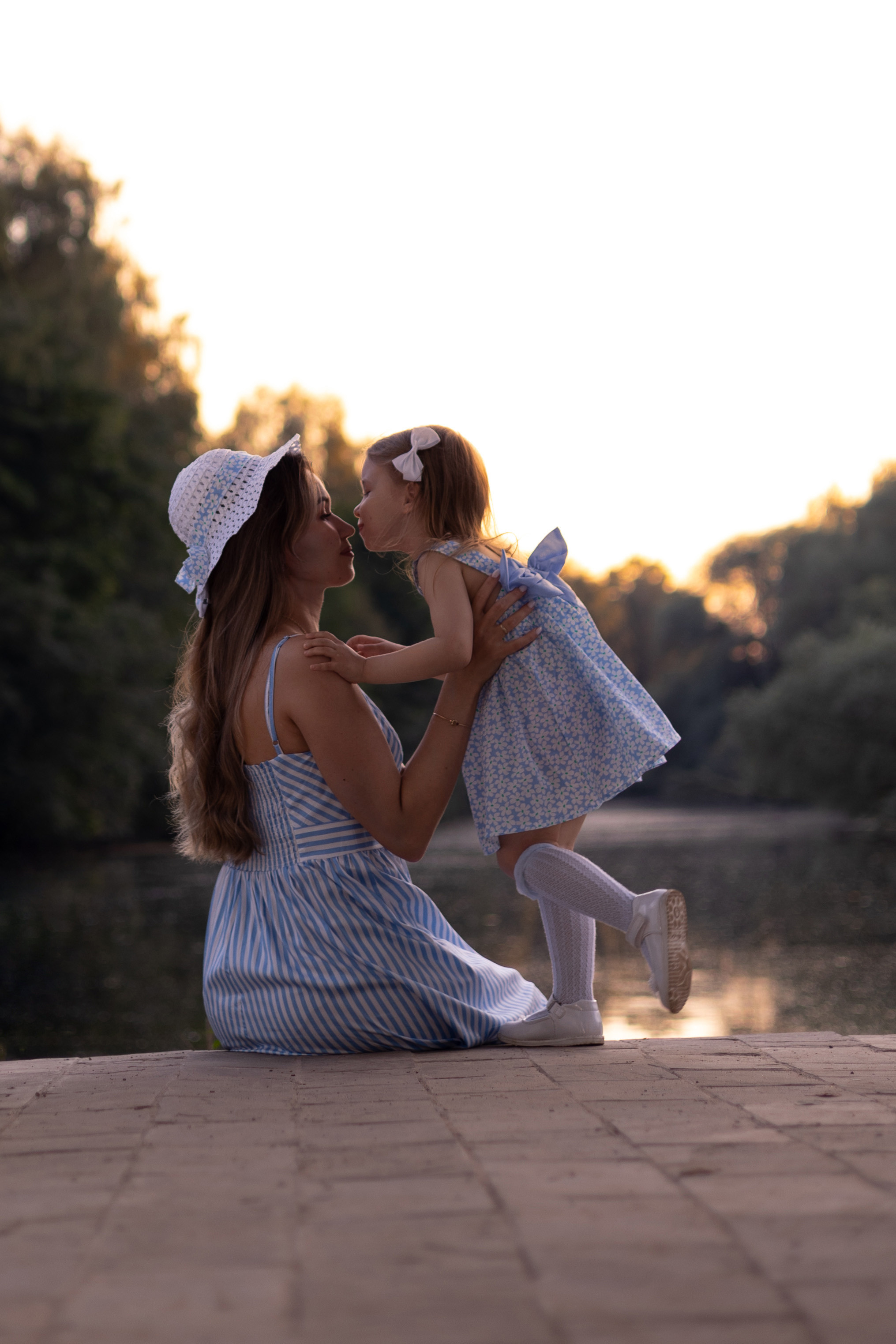 Прогулка по парку. Сказочный фотограф для Вас и Вашей семьи