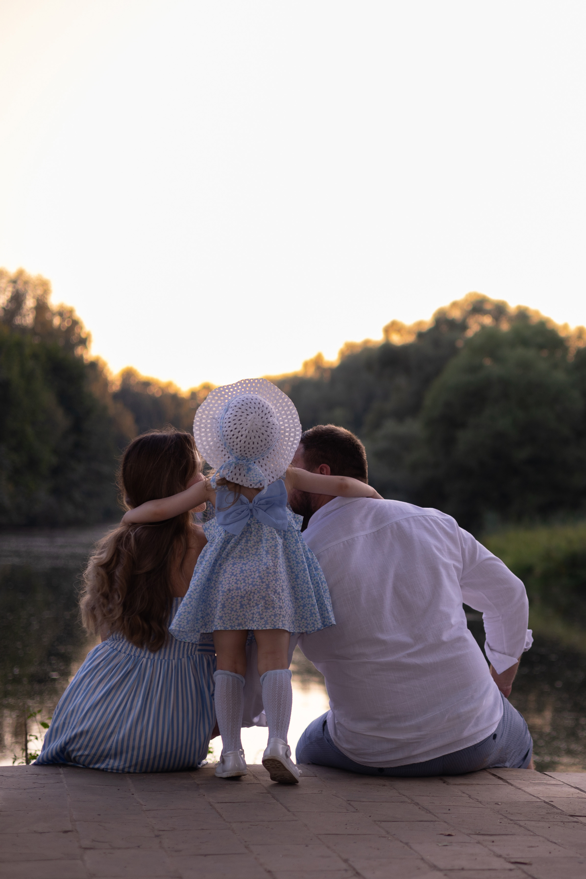 Прогулка по парку. Сказочный фотограф для Вас и Вашей семьи