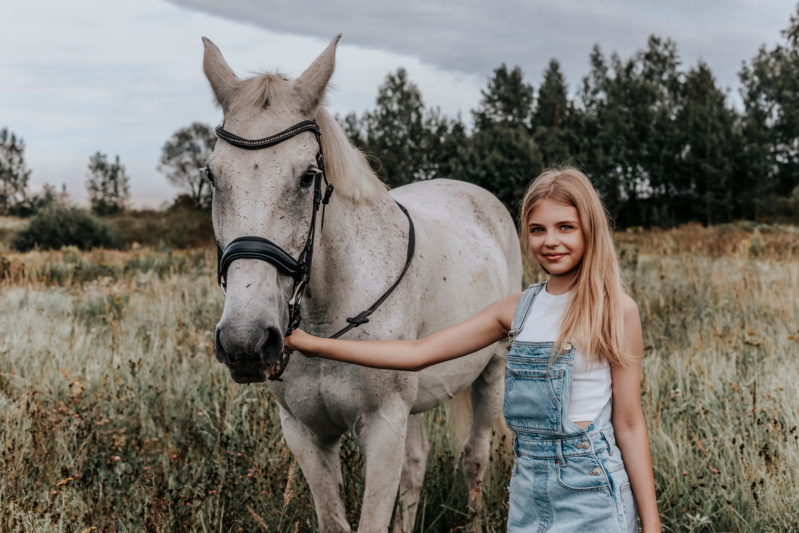 Катерина, Виктория и конь Соломон. Сказочный фотограф для Вас и Вашей семьи