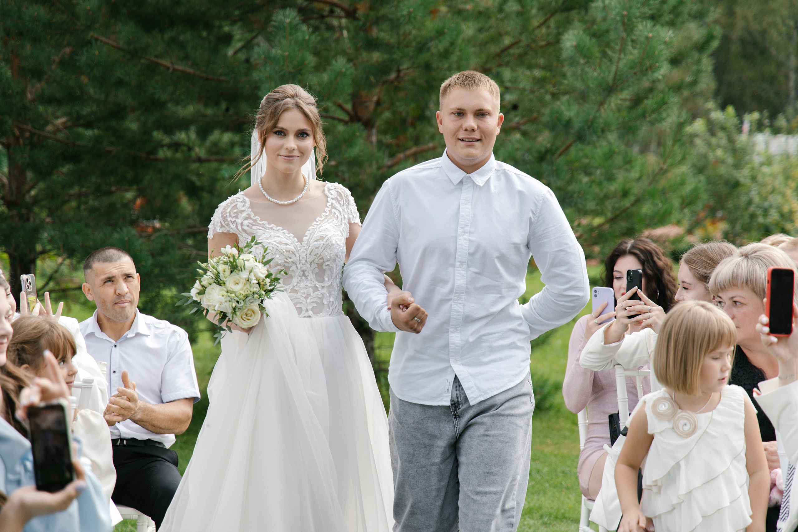 Ксения и Антон (полный день). Фотограф в Барнауле Юлия Садвокасова