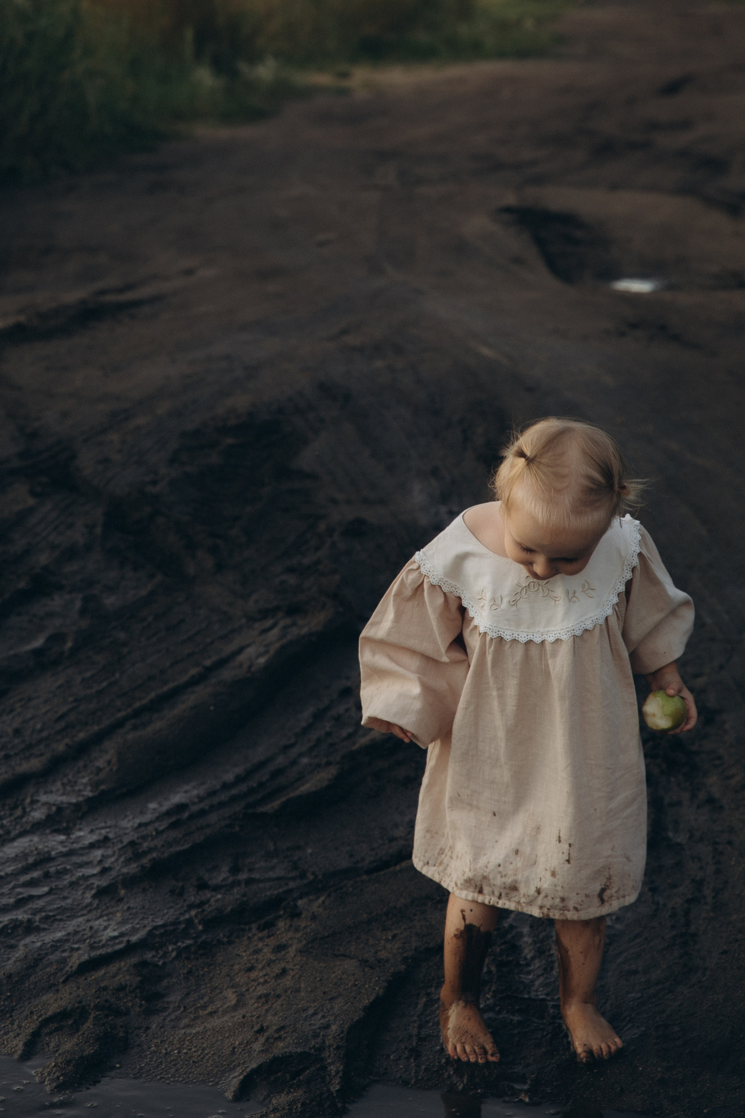 У озера. Фотограф  Челябинск Варвара Шарапова