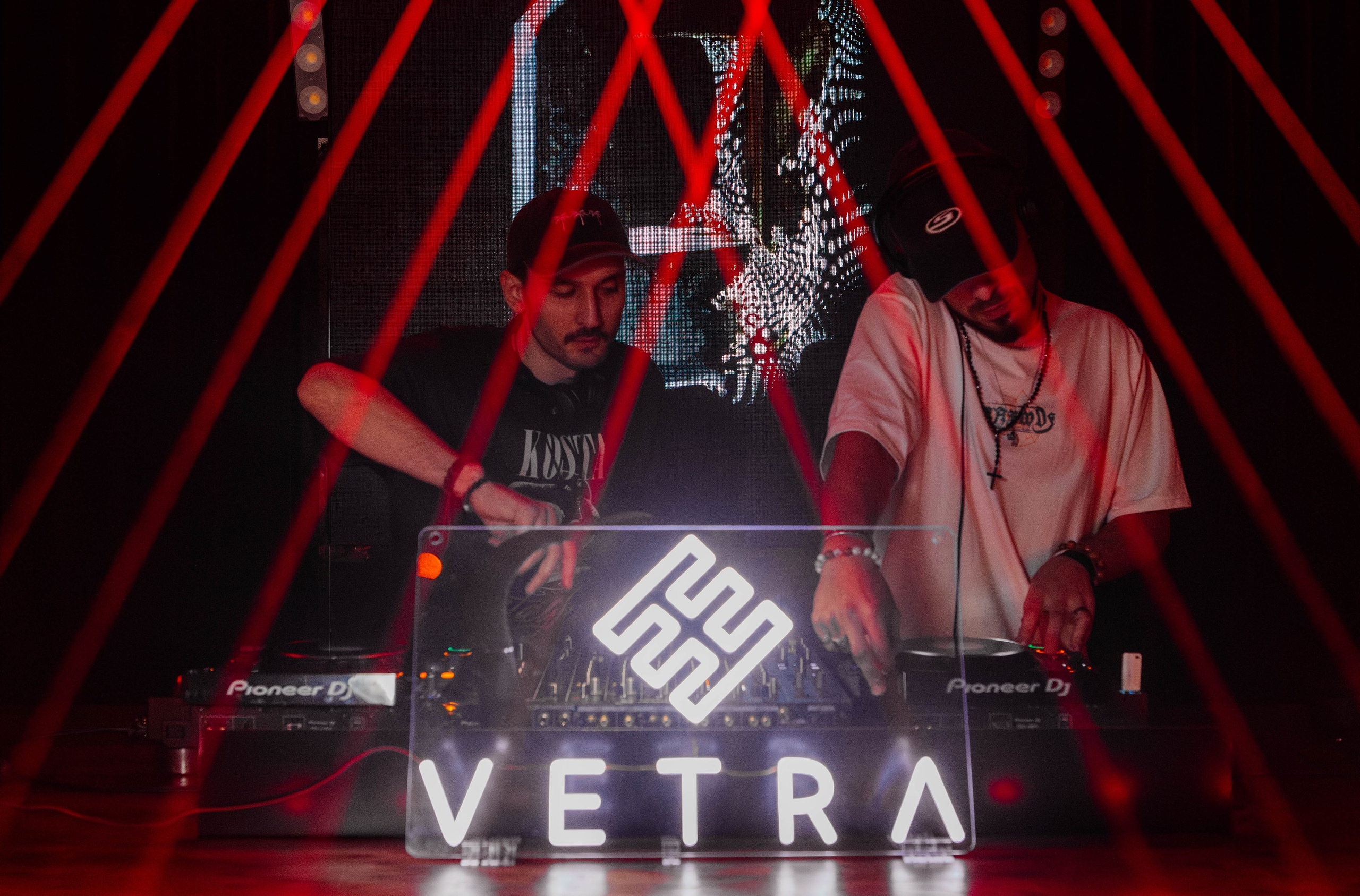 TREFF8. Репортажный фотограф Москва (детские праздники, квизы, концерты, дни рождения, свадьбы)