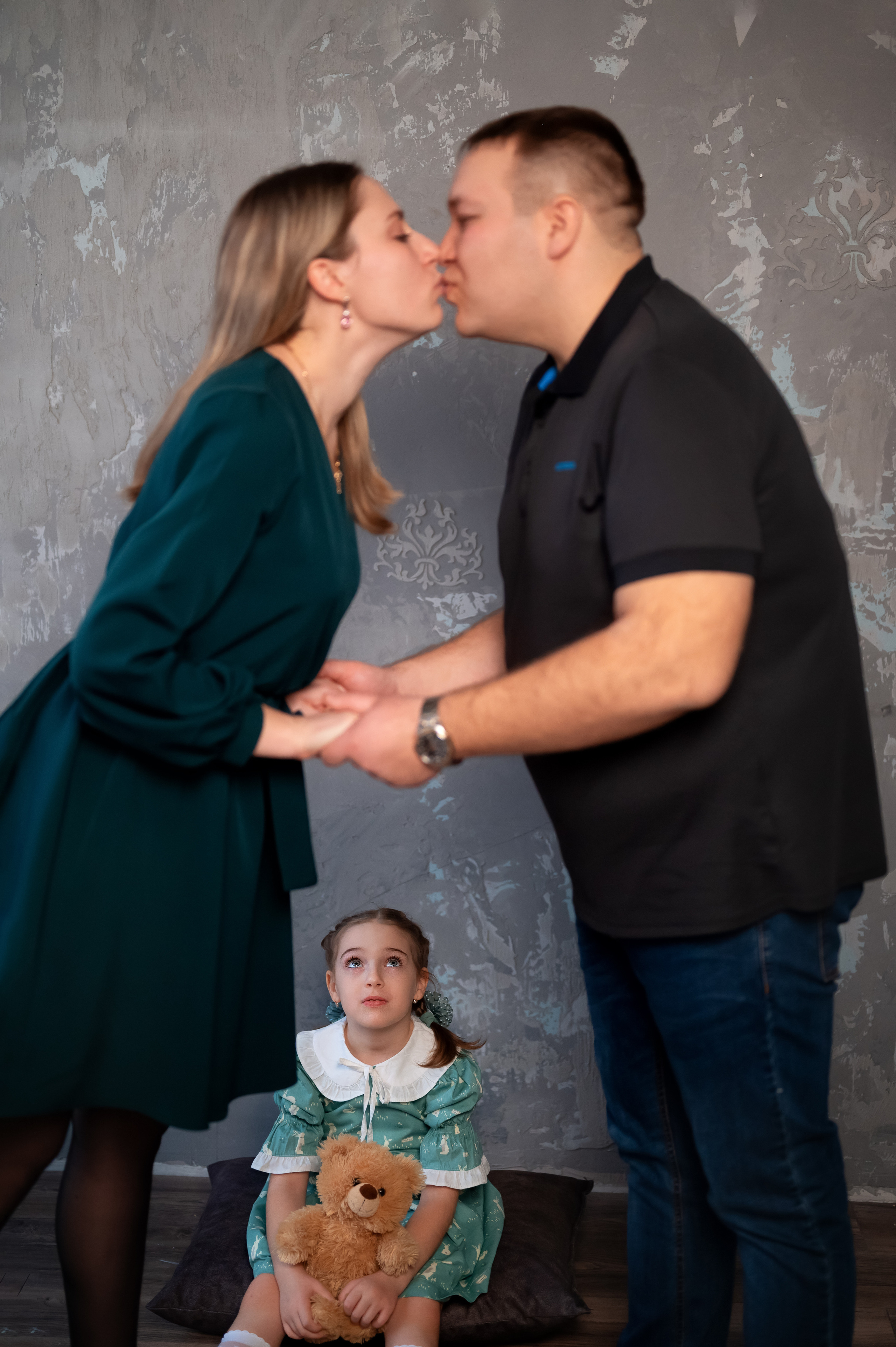 Студии. Фотограф новорождённых, семейный, школьный в городе Калуге Евгения