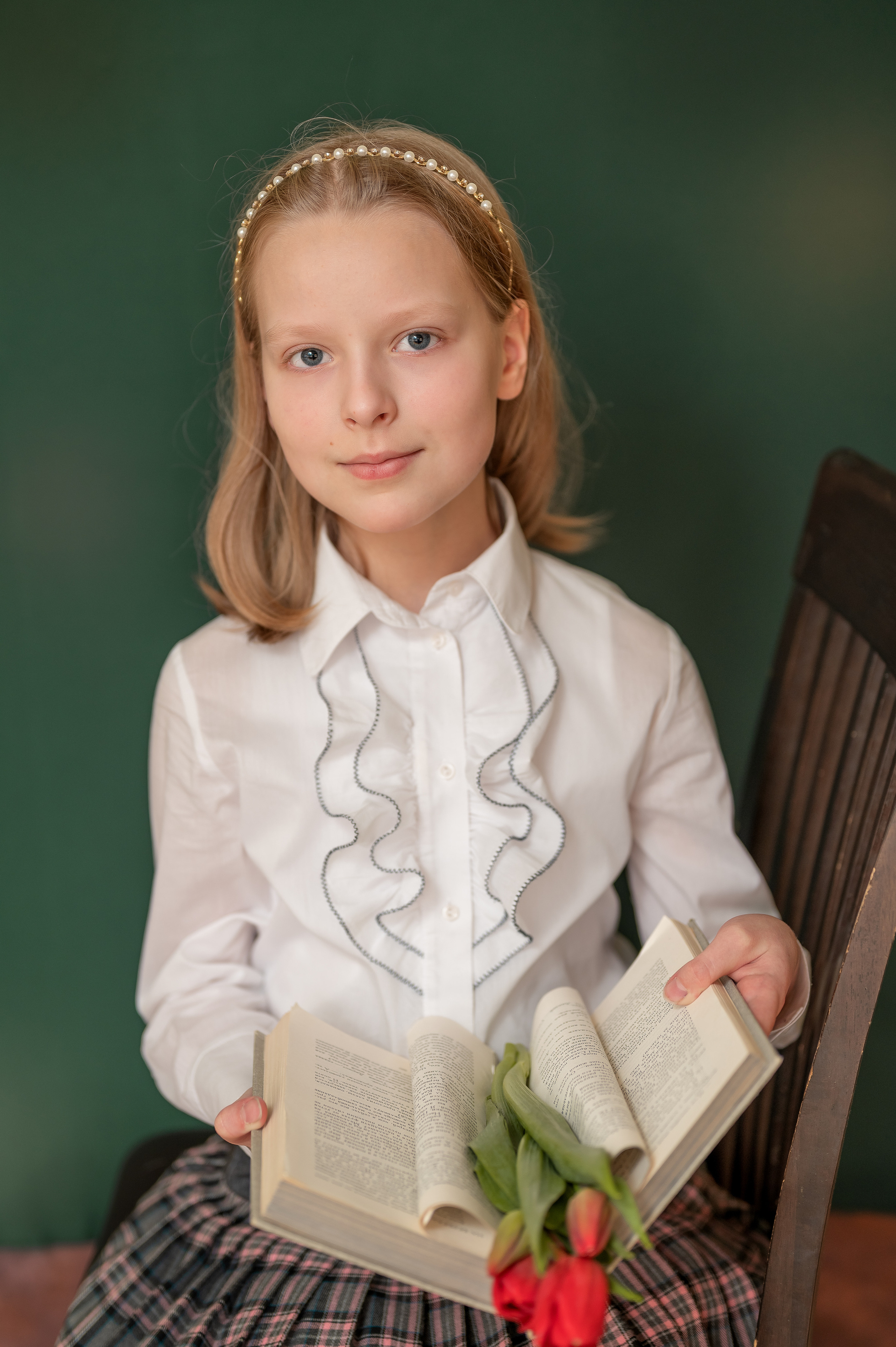 Школьный фотоальбом для младших классов. Фотограф новорождённых, семейный, школьный в городе Калуге Евгения