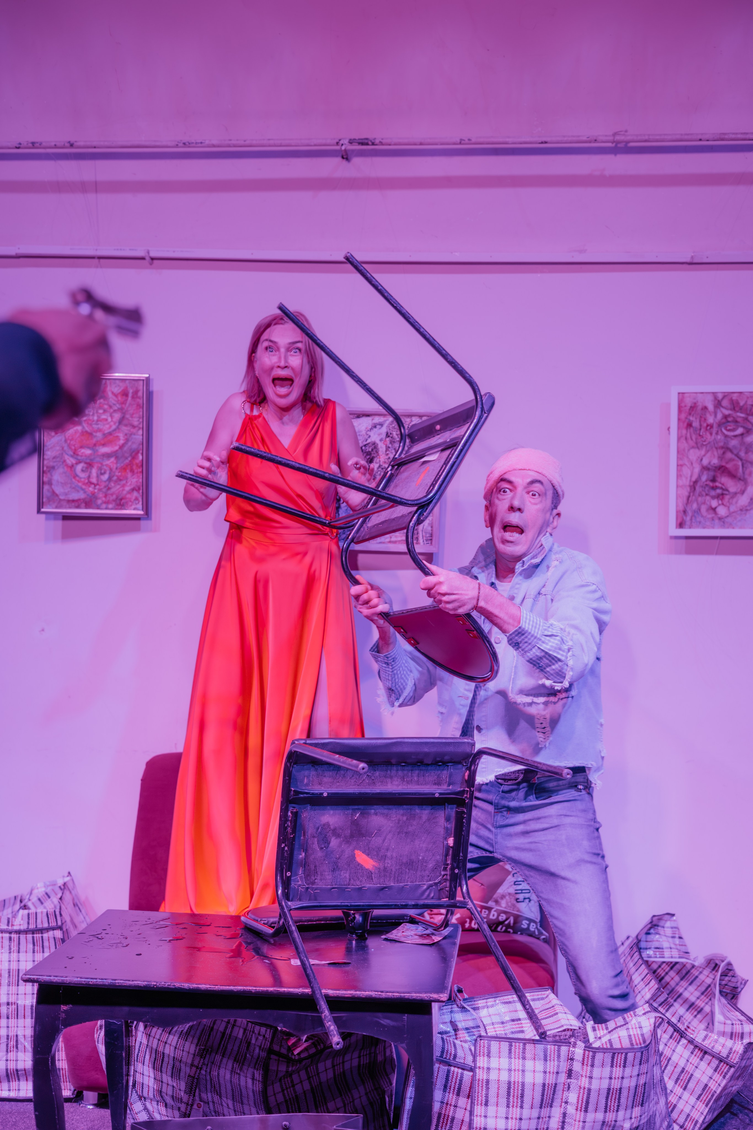 Дом актера «Денег много не бывает». Фотограф Марк Файзулин