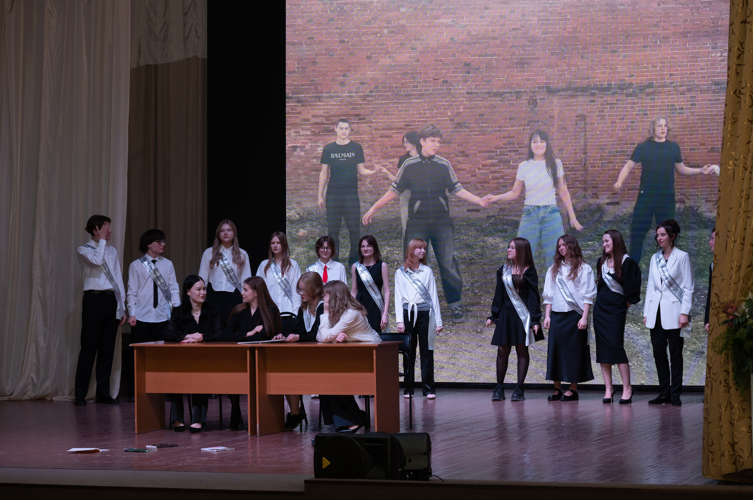 Школьная фотосессия в Туле. Портретный, семейный, свадебный фотограф. Бизнес, контент съёмка. Тула