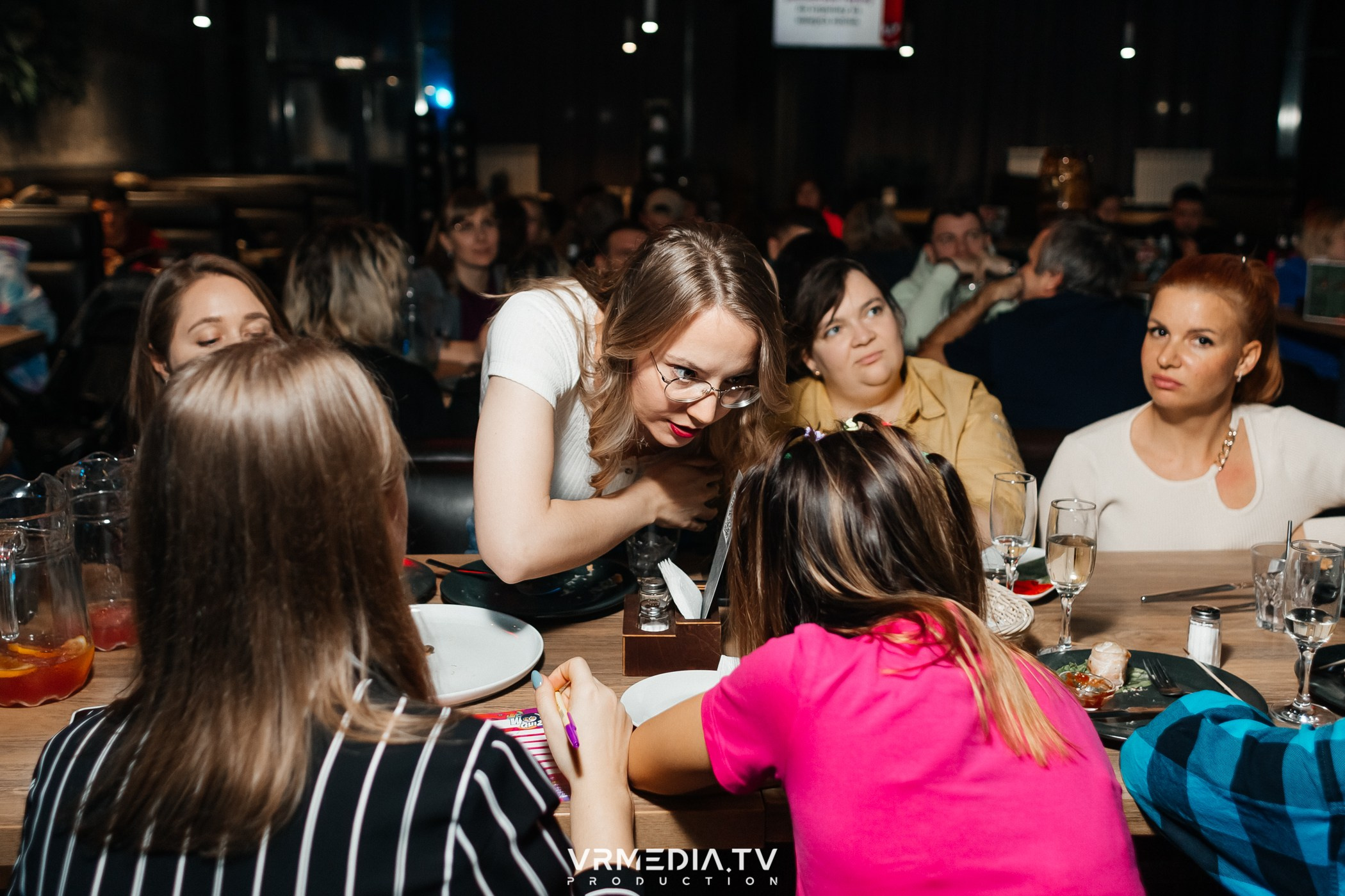 WoW QuiZ в баре «Друзья»