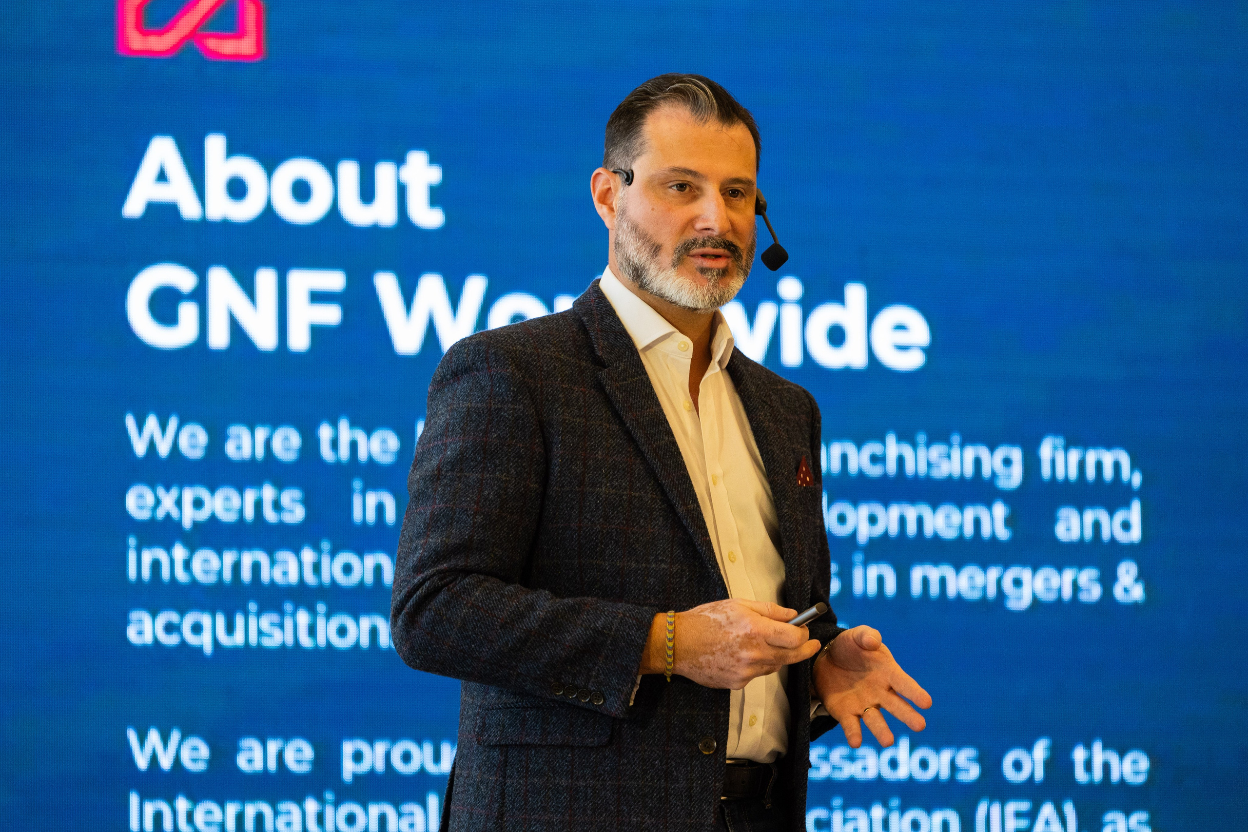 Conferences and expo photoshoot. Professional event photographer Ruslan Davletberdin