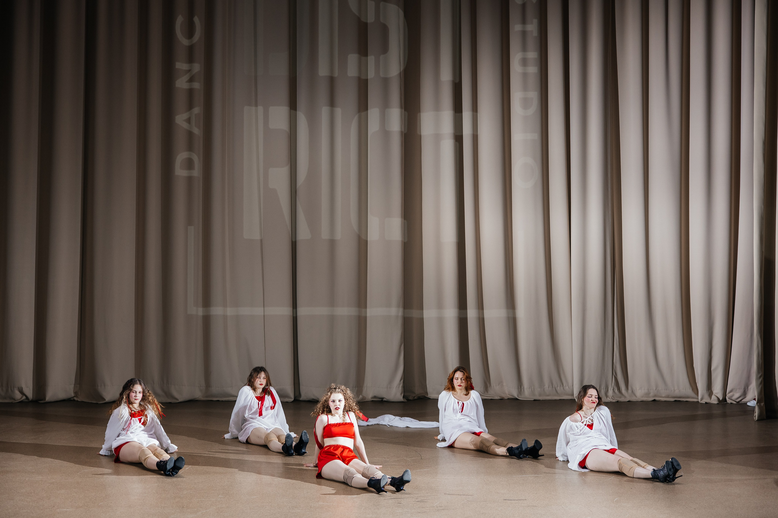 Дистрикт. Отчетный концерт. Свадебный и Семейный фотограф г. Ижевск Гульназ Солдатова. Гульназ фото