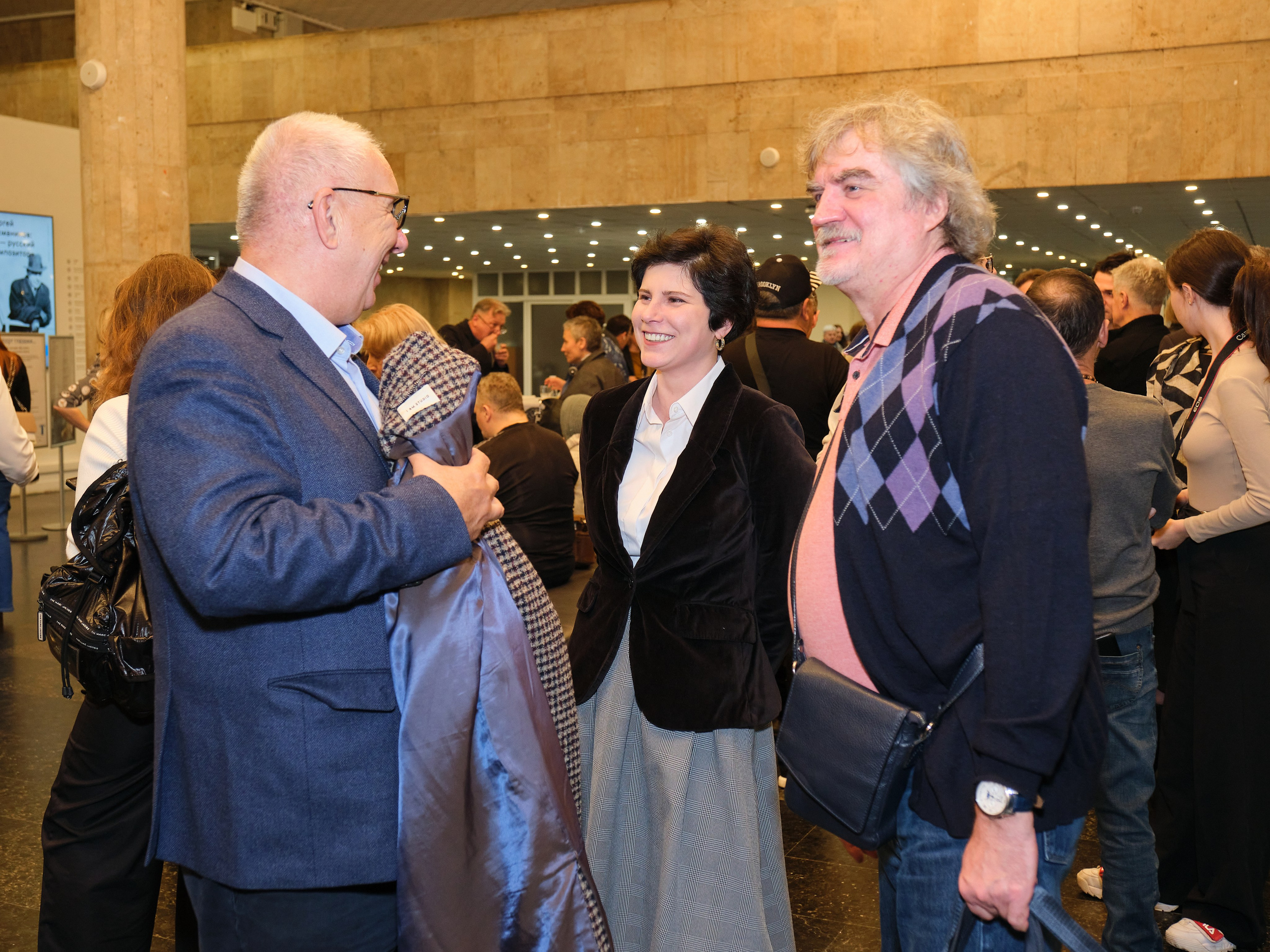 Выставка Свет. Третьяковская галерея. Профессиональный фотограф в Москве Захар Ишутин