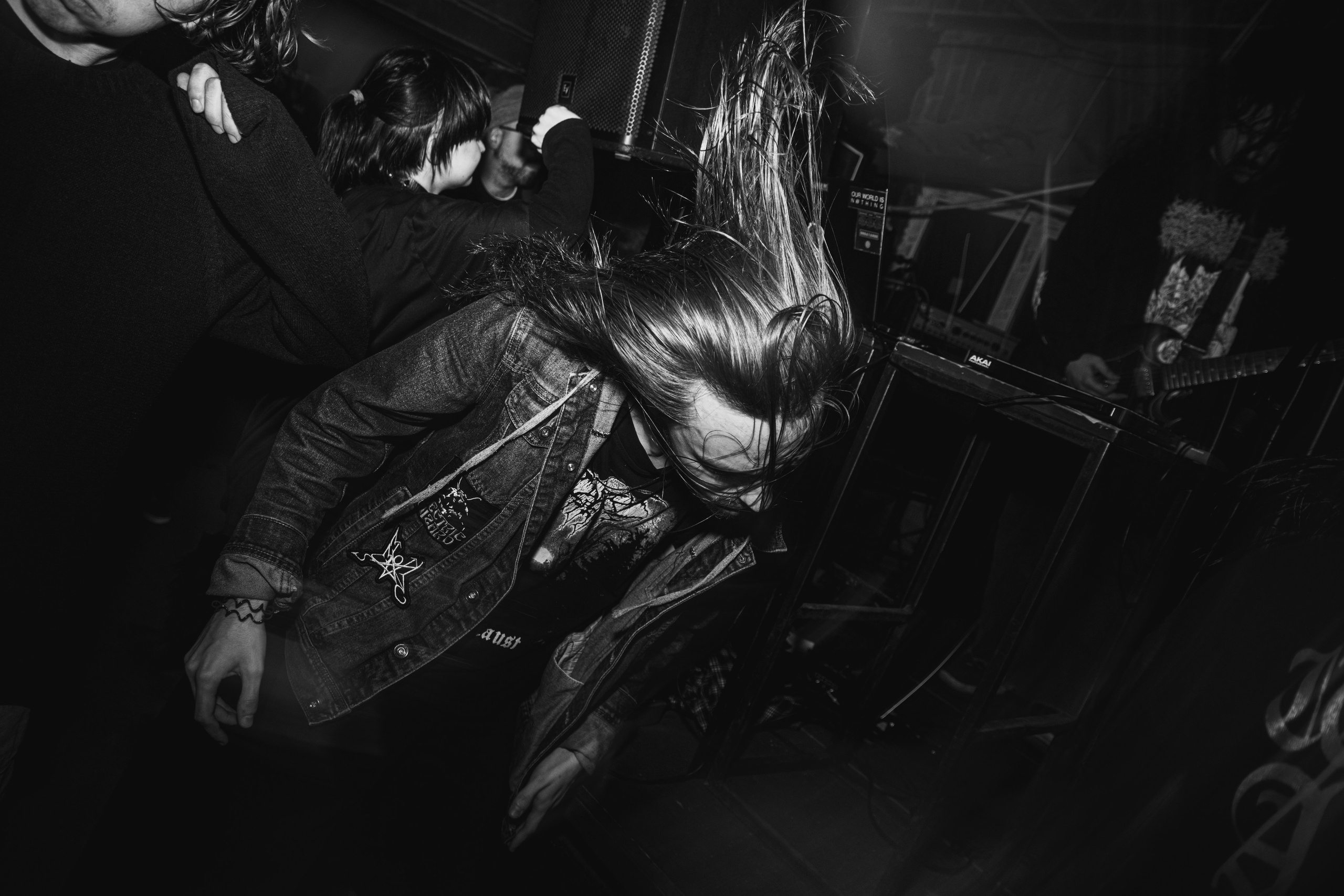 Lowfloor & Smyčka & Supruga 30.10.2025. Репортажный фотограф в Москве Legiodot