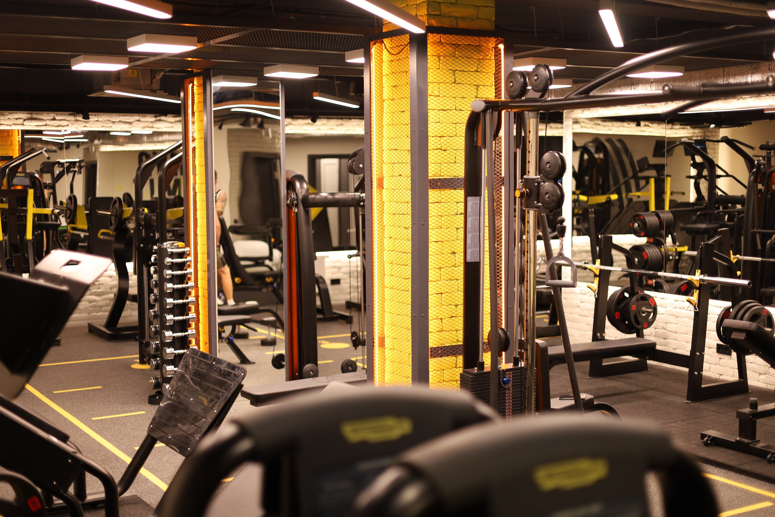 Фото бизнес реклама в Симферополе