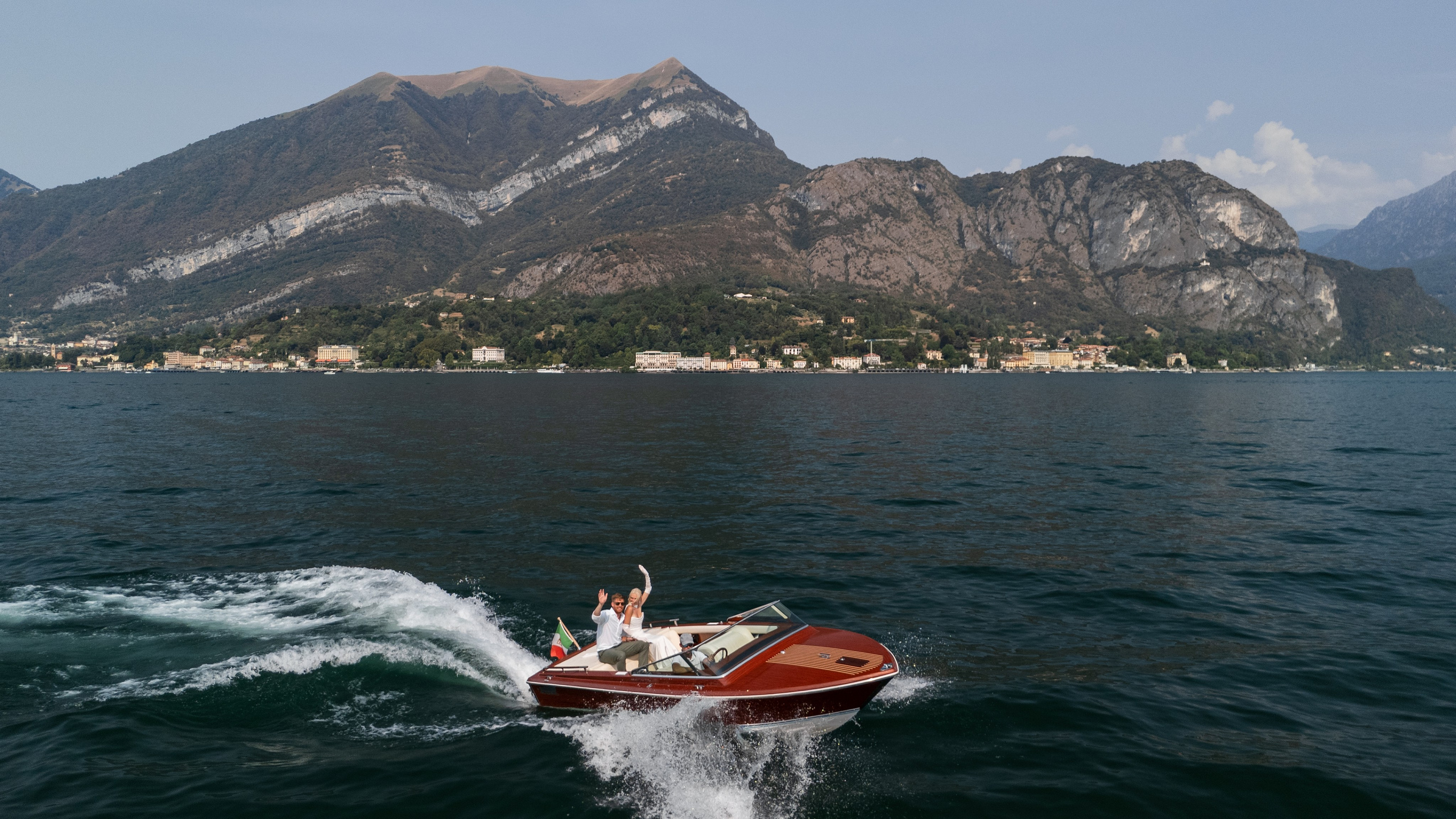 Lisa & Ben. Maria Anistratova | Destination Photographer, Videographer & Drone Pilot — Lake Como