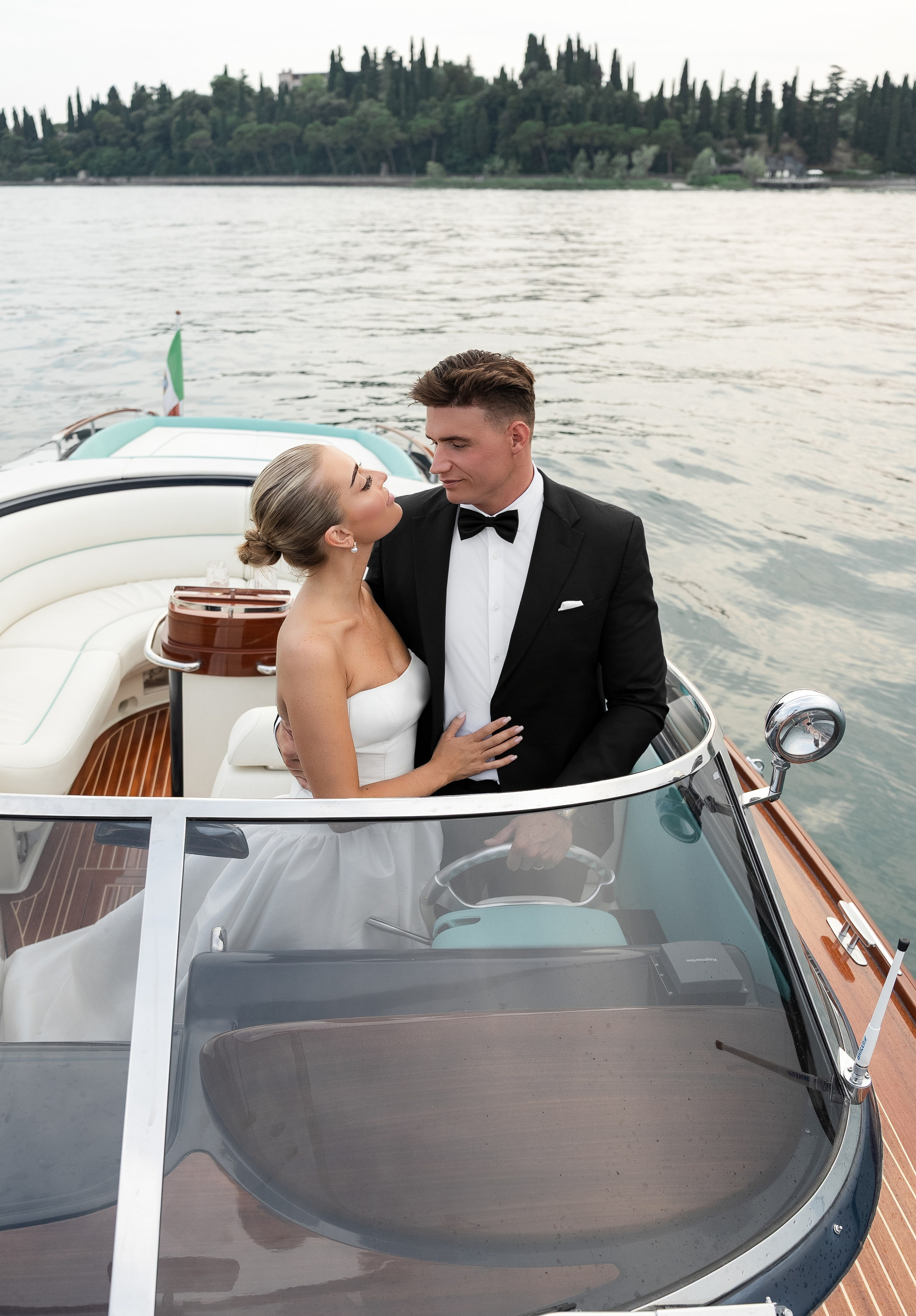 Elyssa & Seth. Maria Anistratova | Destination Photographer, Videographer & Drone Pilot — Lake Como