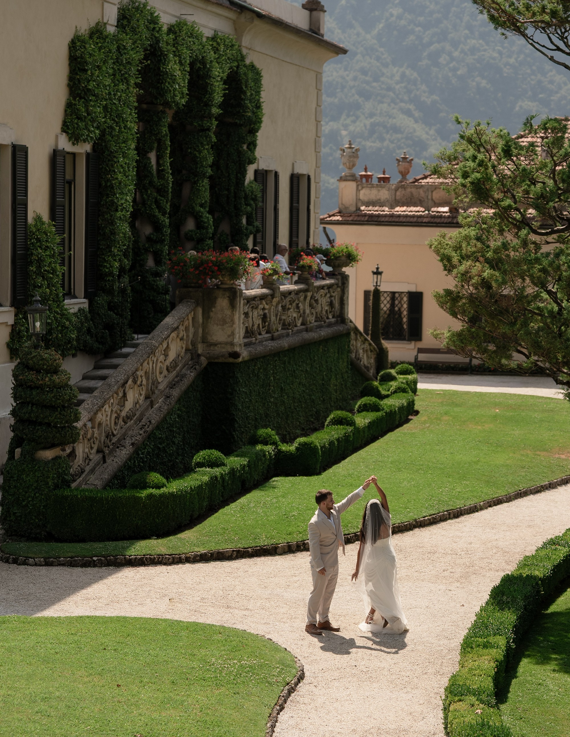 Kate. Maria Anistratova | Destination Photographer, Videographer & Drone Pilot — Lake Como