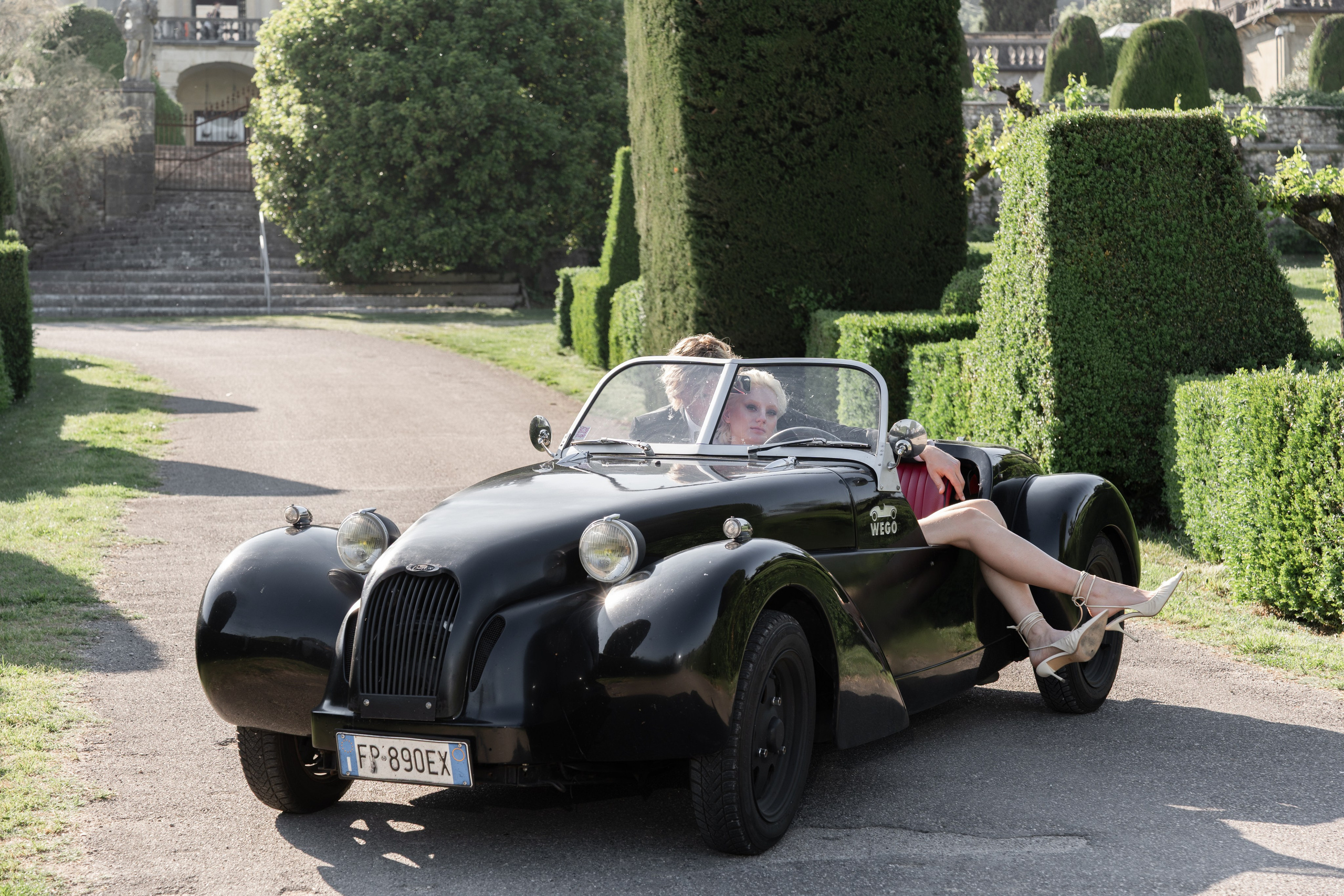 Daria & Simone. Maria Anistratova | Destination Photographer, Videographer & Drone Pilot — Lake Como