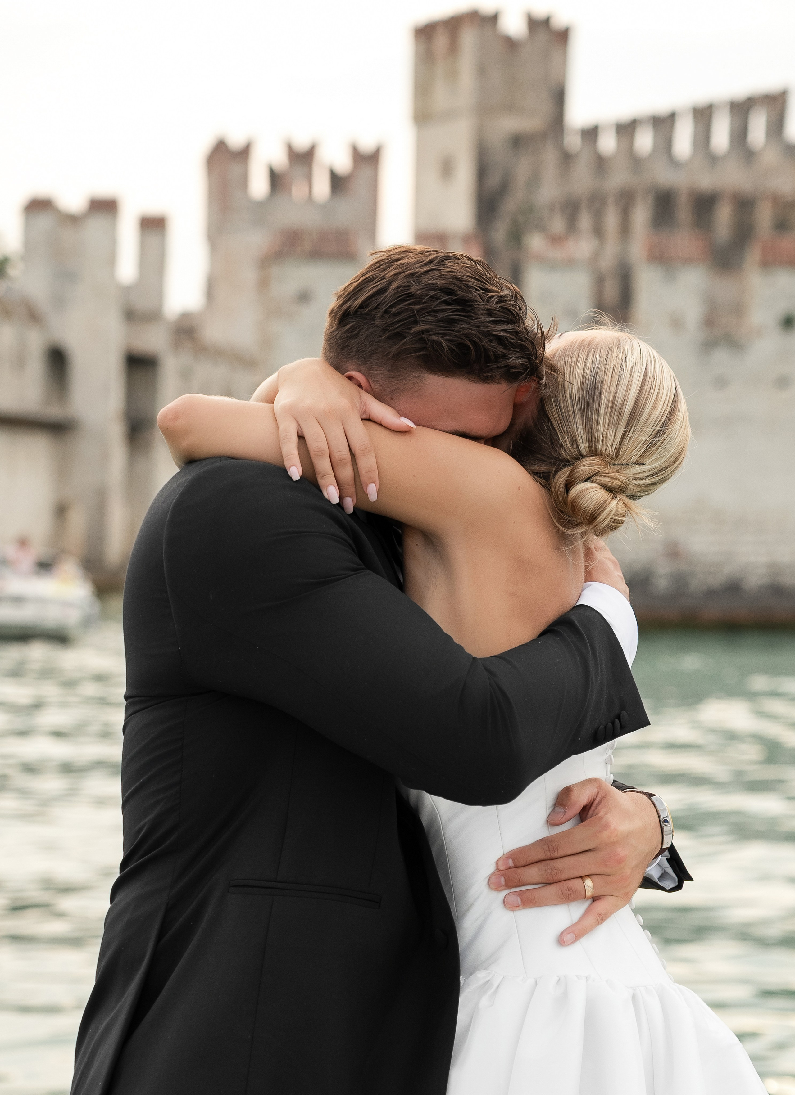 Elyssa & Seth. Maria Anistratova | Destination Photographer, Videographer & Drone Pilot — Lake Como
