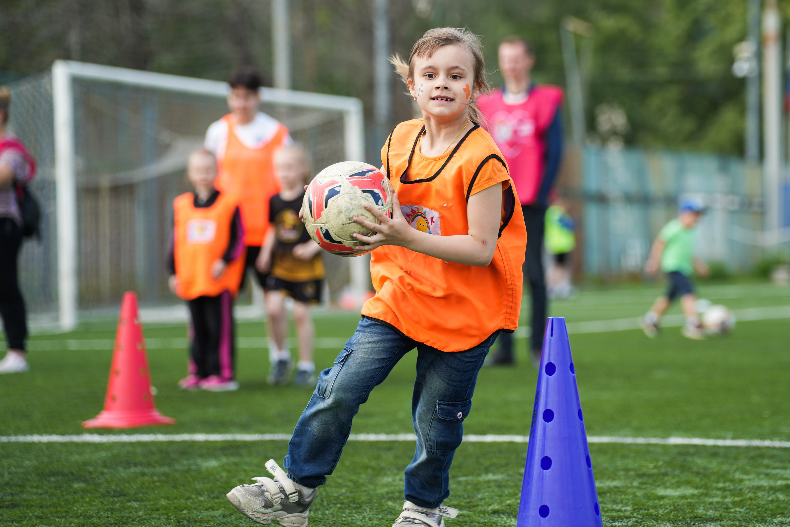 Фестиваль футбола для девочек г. Ярославль. Репортажный фотограф Сергей Сажин г. Ярославль