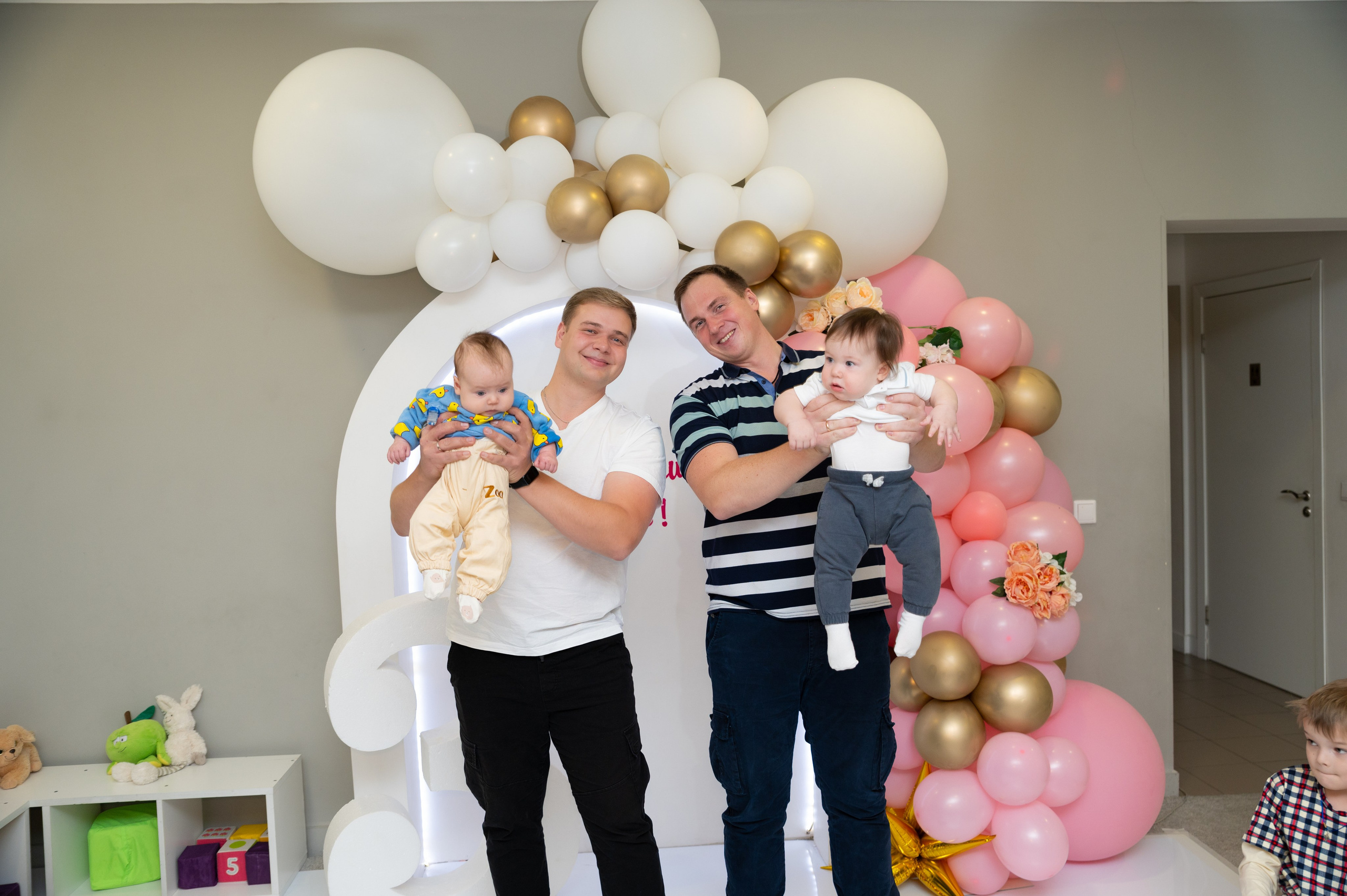 Детские праздники, дни рождения. Я Ольга Казанцева, фотографирую снимаю ваши киноистории и печатаю фото и цифровые портреты на холсте