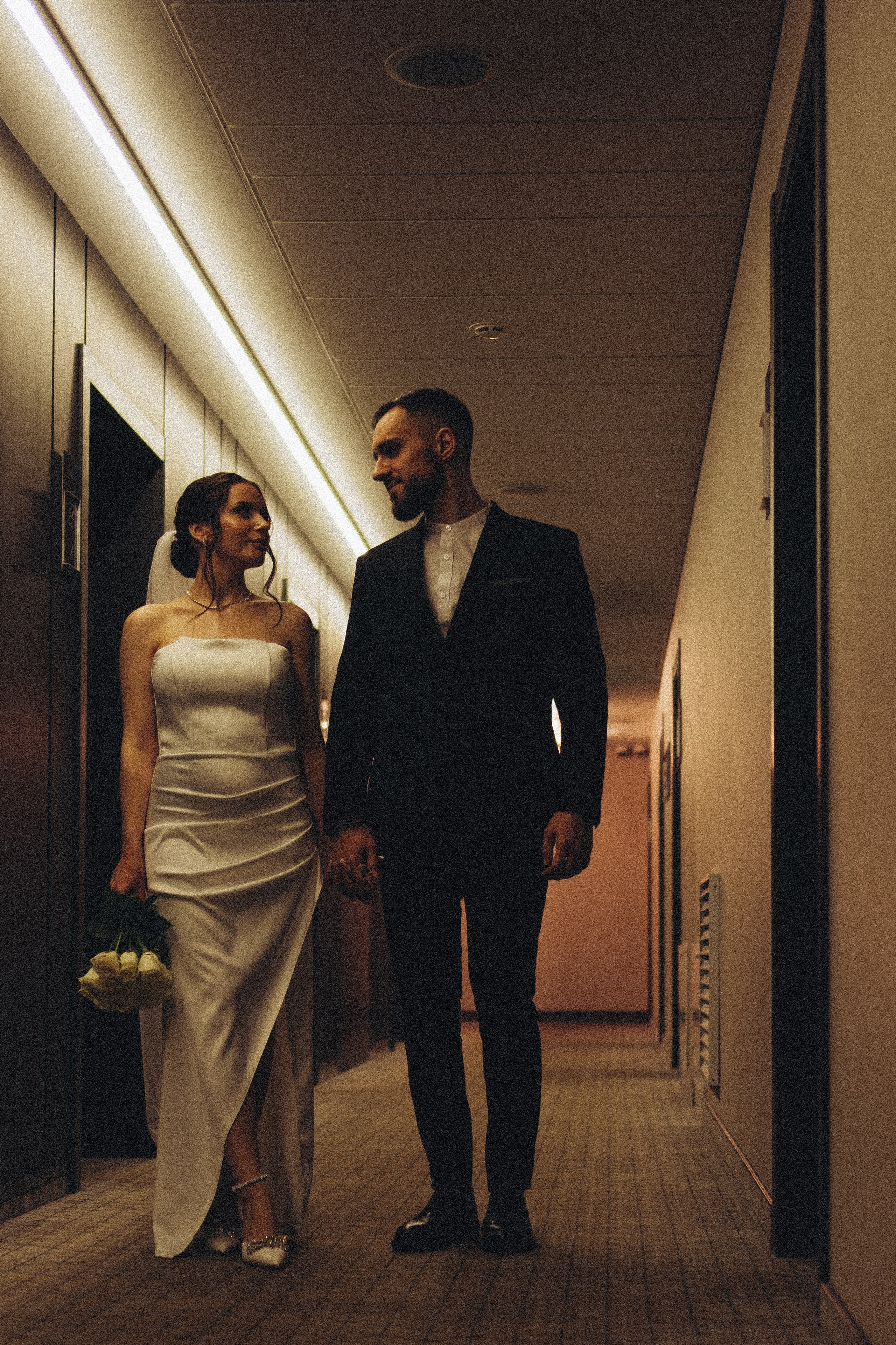 СВАДЕБНАЯ СЬЕМКА СБОРОВ ЖЕНИХА И НЕВЕСТЫ В ОТЕЛЕ И ТАКЖЕ ФОТОСЕССИИЯ В ОТЕЛЕЕ МЕГАПОЛИС БРЯНСК. Профессиональный фотограф, Санкт-Петербург — Виктория Богомолова