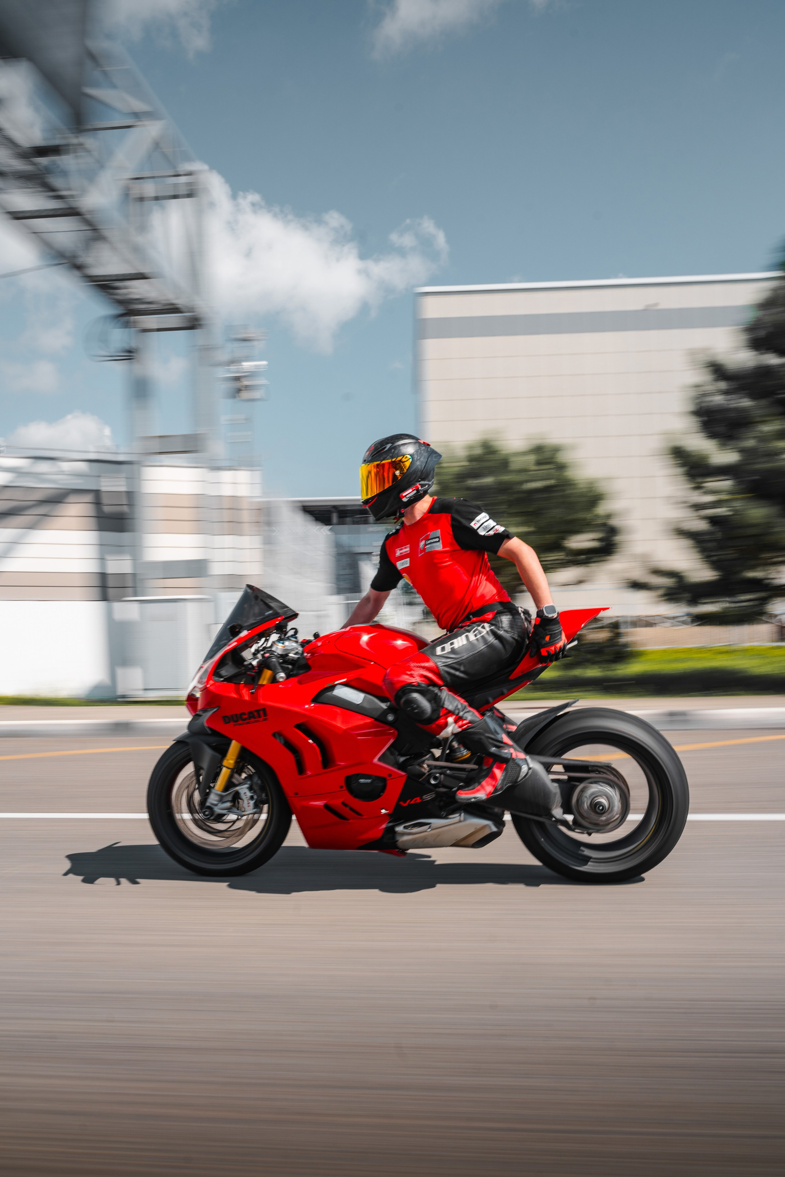 Ducati V4s. Автомобильный и просто лучший фотограф в Сочи Nikita No Name