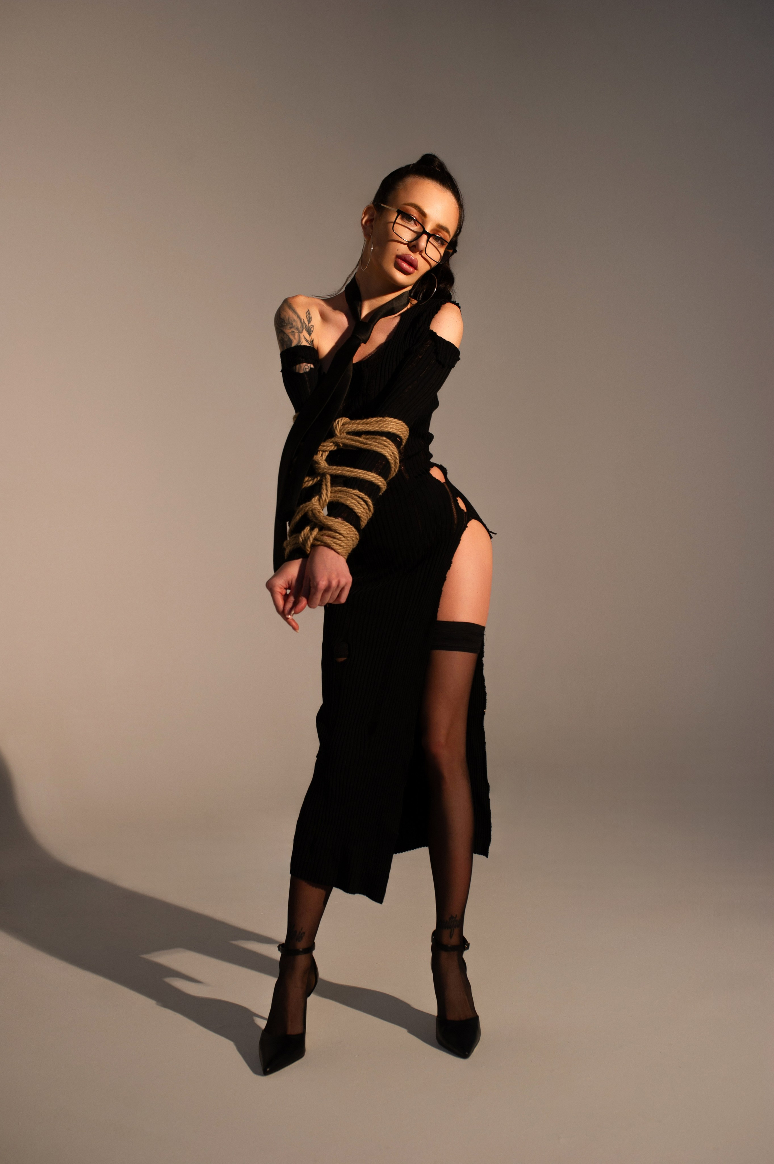 Фотосессия в тематических образах. Александр Mr.Brass — фотографирую женский портрет в Москве