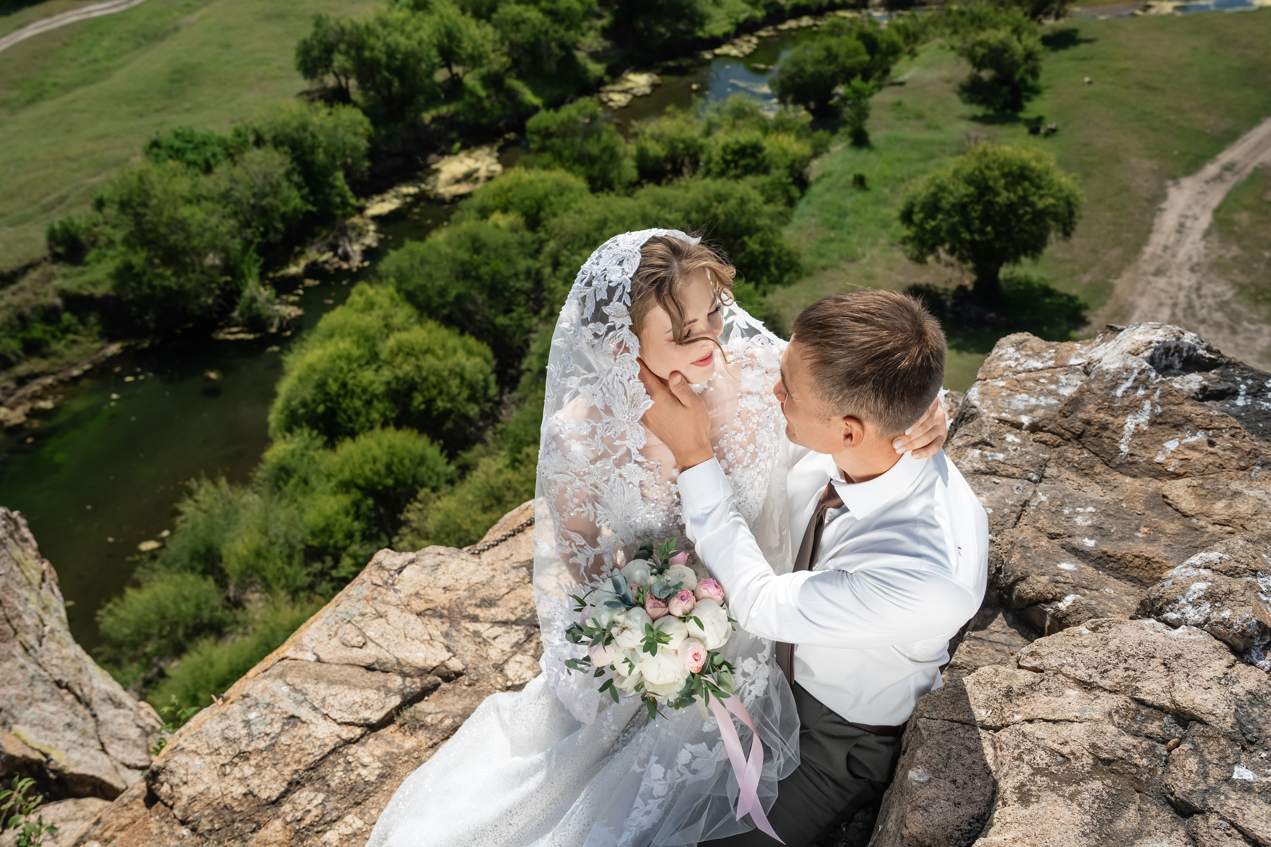 Тимофей и Вероника. Фотограф и видеограф в Улан-Удэ: Аюна Габагуева и Артём Шаханов