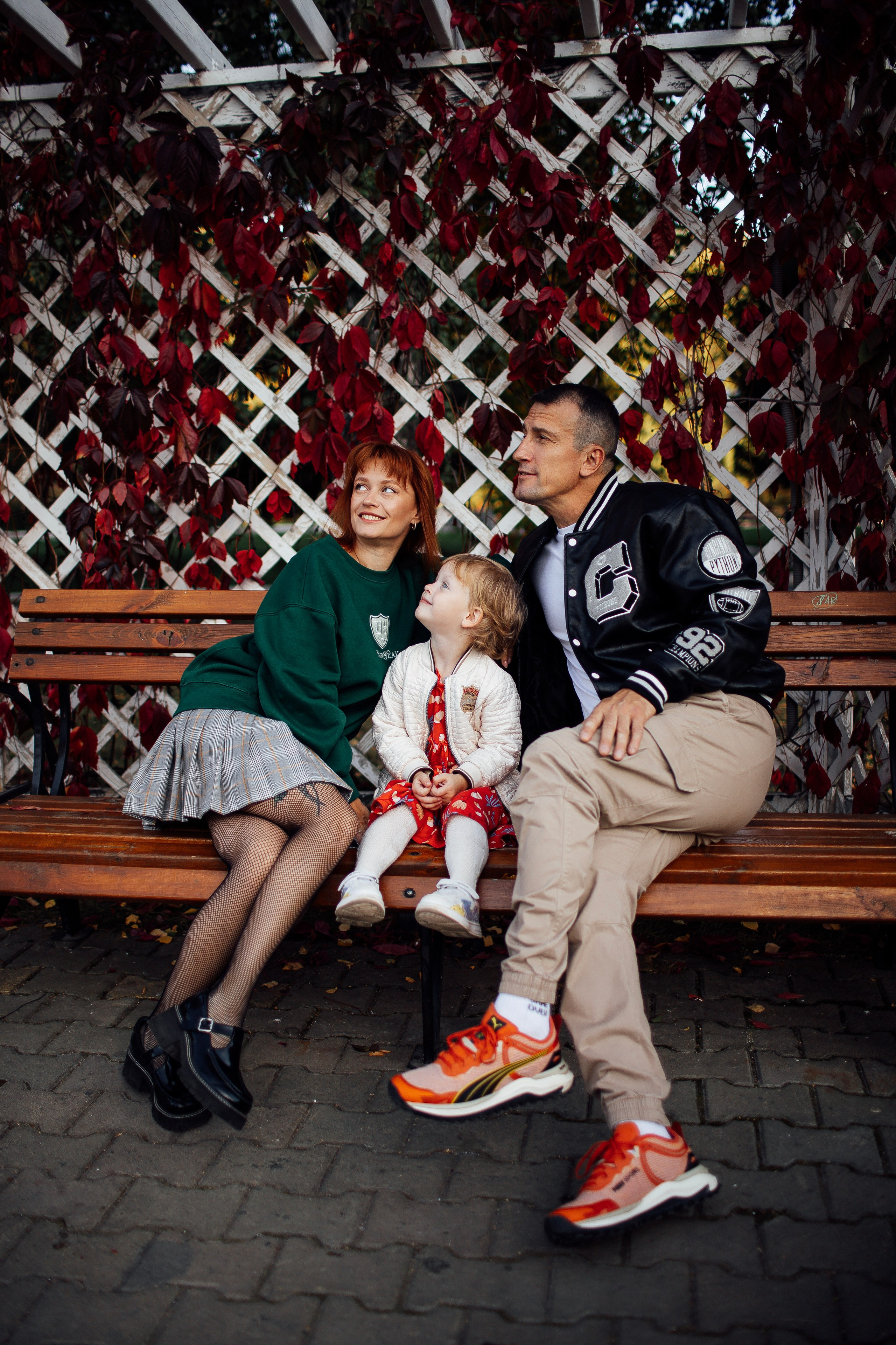 Саша Наташа и Анжелика. Семейная съемка — это красивый способ признаться своей семье в любви