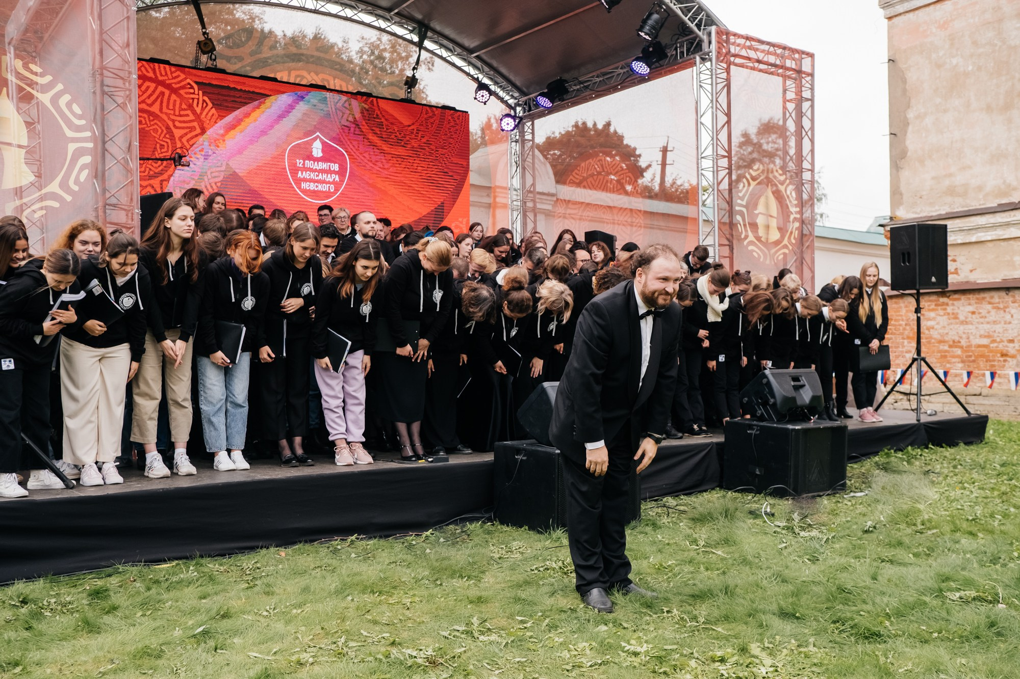 Всероссийский форум «12 подвигов Александра Невского» | Старая Ладога 2021. Репортажный фотограф в Санкт-Петербурге СПБ Алиса Ческидова на ваше мероприятие