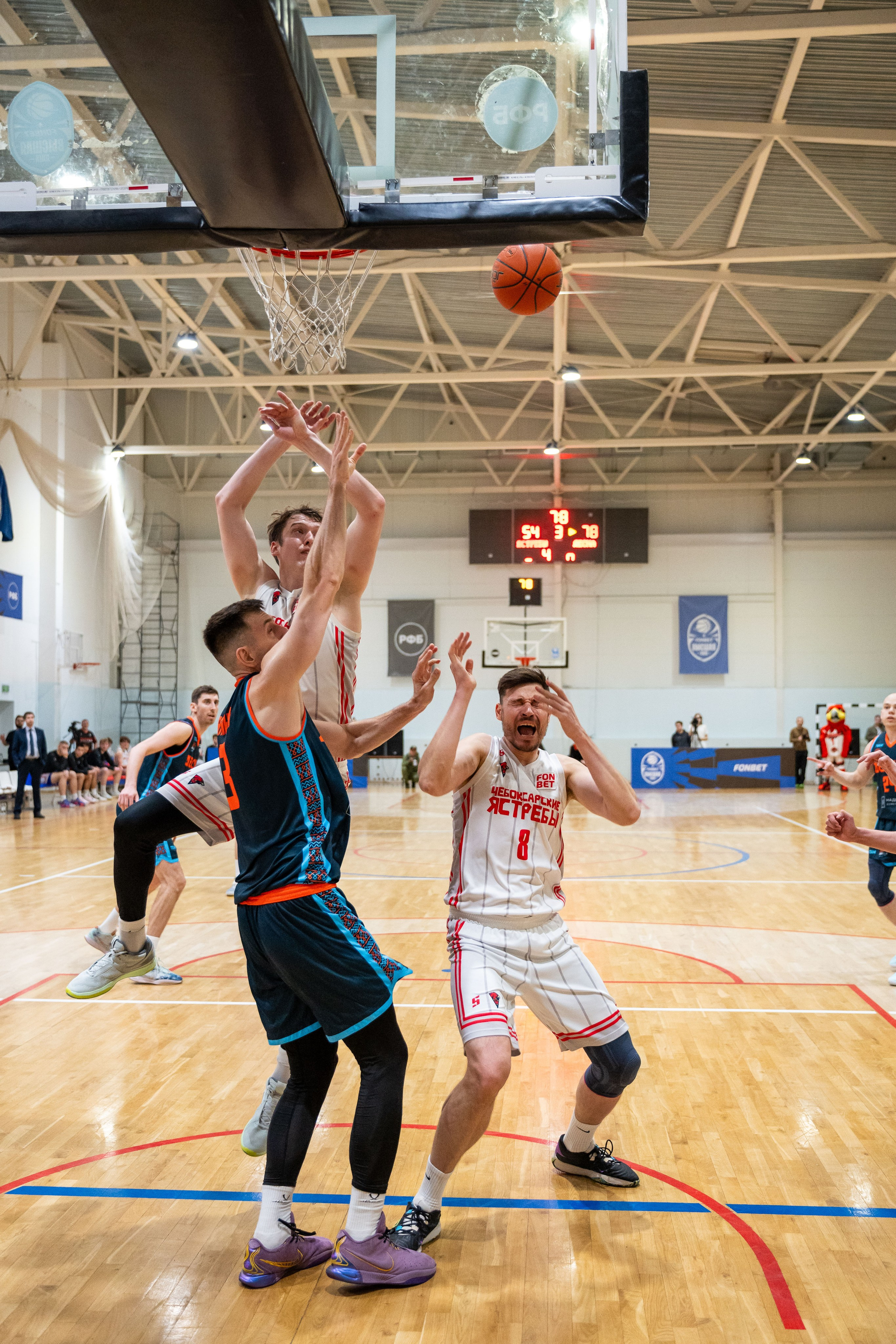 20.03.2026 Баскетбол Ястребы-Десна. Меня зовут Михайлов Сергей, занимаюсь фото и видео г. Чебоксарах