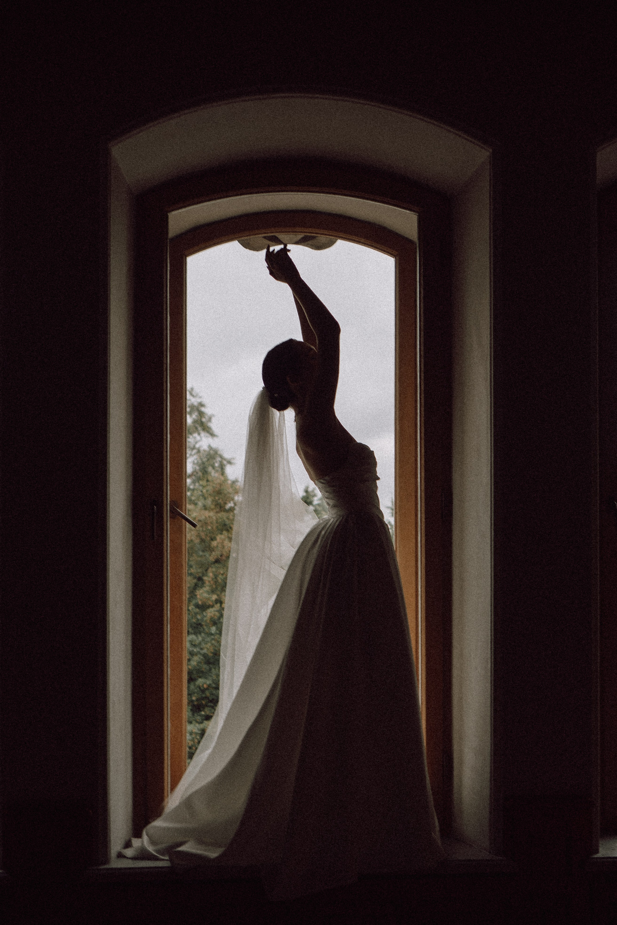 СВАДЕБНАЯ ПРОГУЛКА В САНТК-ПЕТЕРБУРГЕ (ИСАКИЕВСКИЙ СОБОР, ЗИМНЯЯ КАНАВКА, ЭРМИТАЖ И БОЛЬШАЯ МОРСКАЯ УЛИЦА). Профессиональный фотограф, Санкт-Петербург — Виктория Богомолова