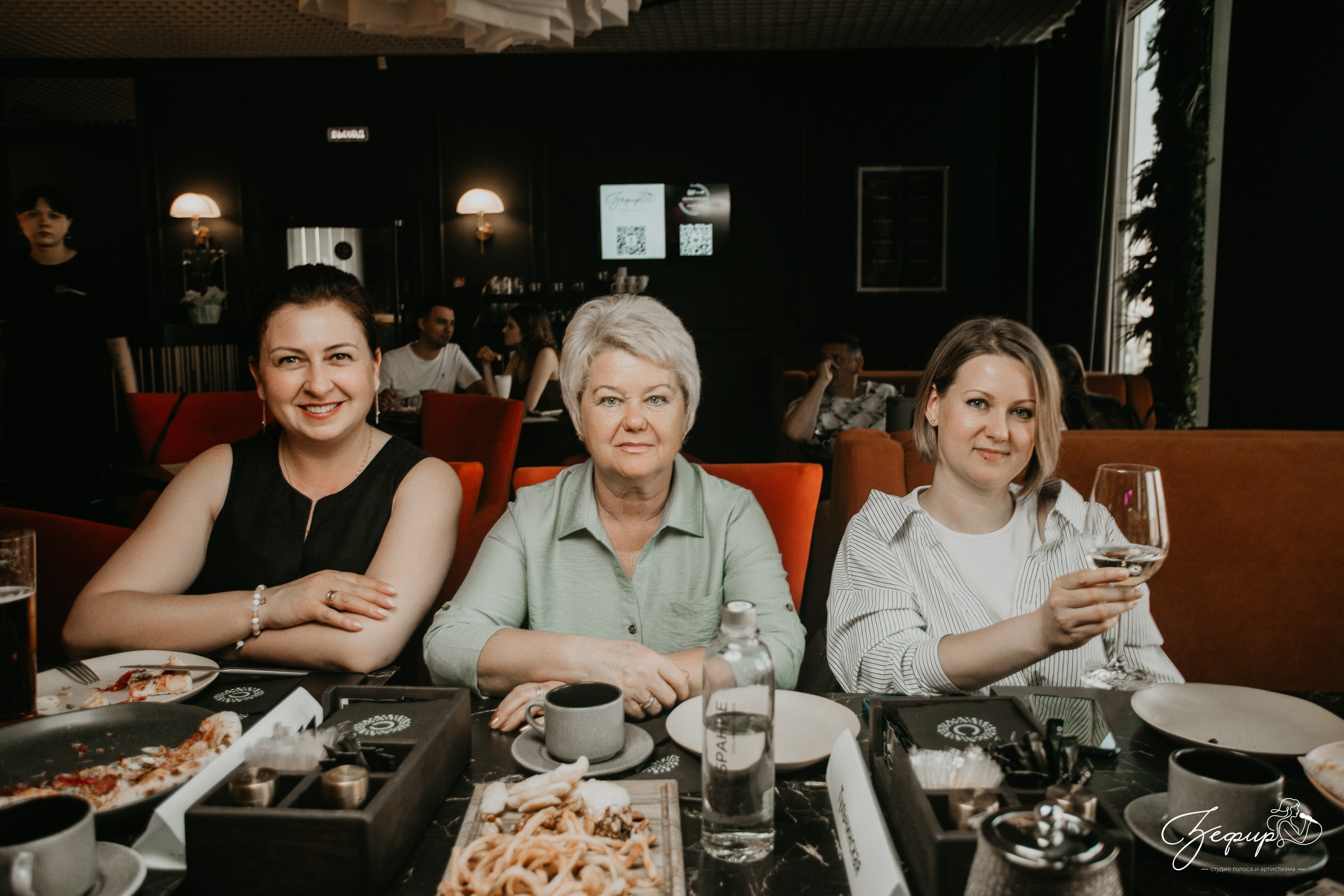 Студия вокала «Зефир». Свадебный и семейный фотограф в Тюмени Александр Виноградов