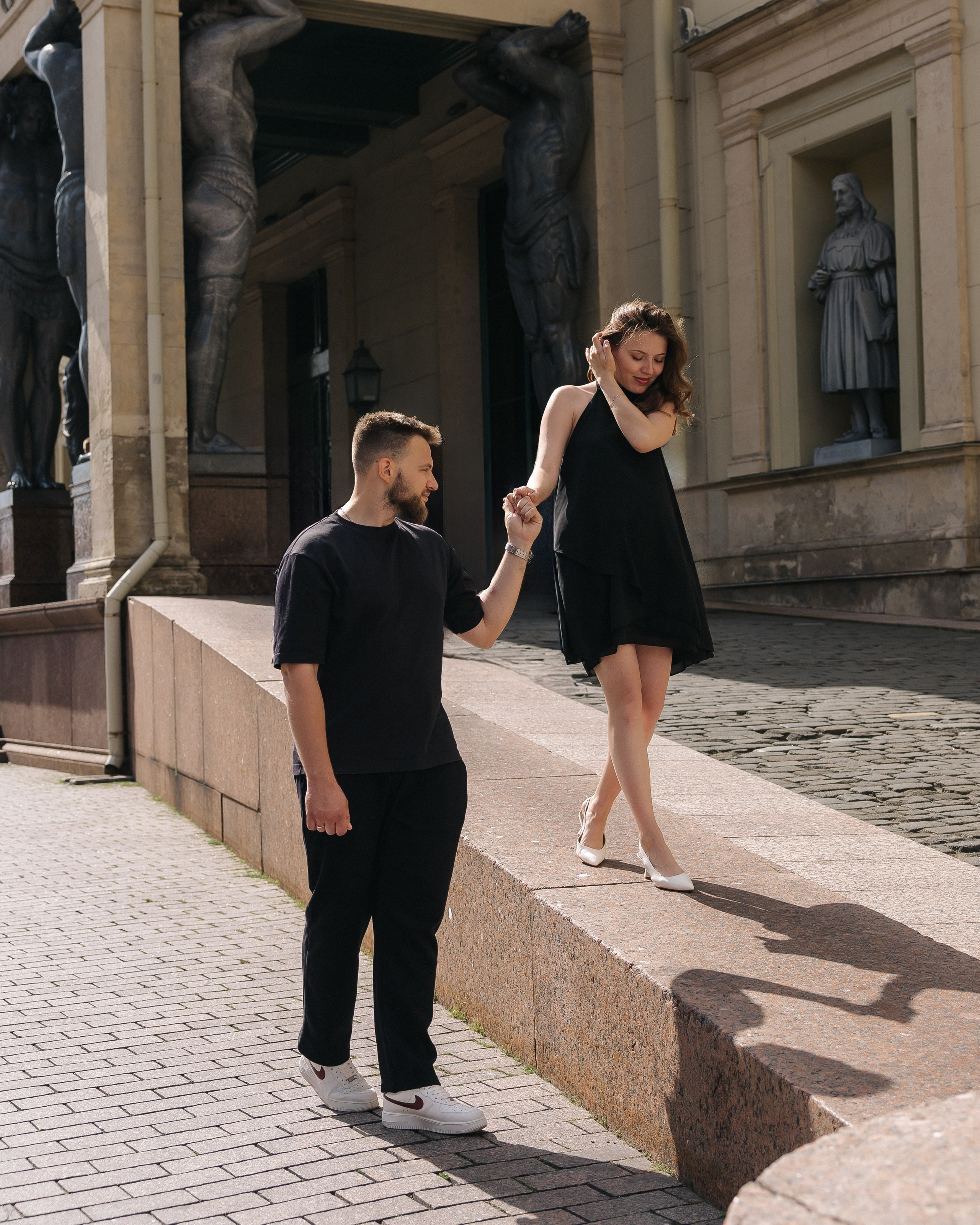 Аделя и Александр у зимней канавки ♥. Фотограф Санкт-Петербург. Аврамова Анастасия