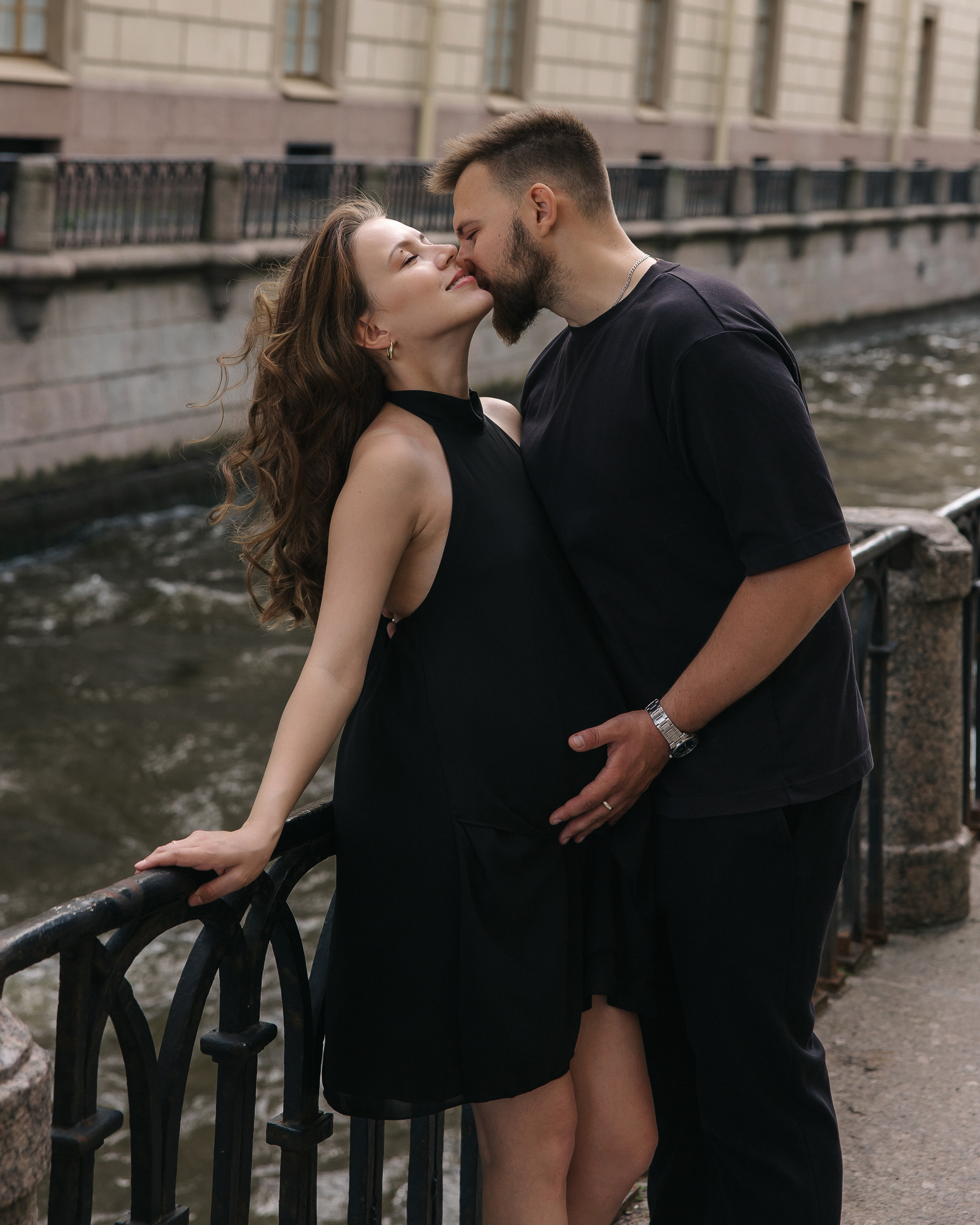 Аделя и Александр у зимней канавки ♥. Фотограф Санкт-Петербург. Аврамова Анастасия