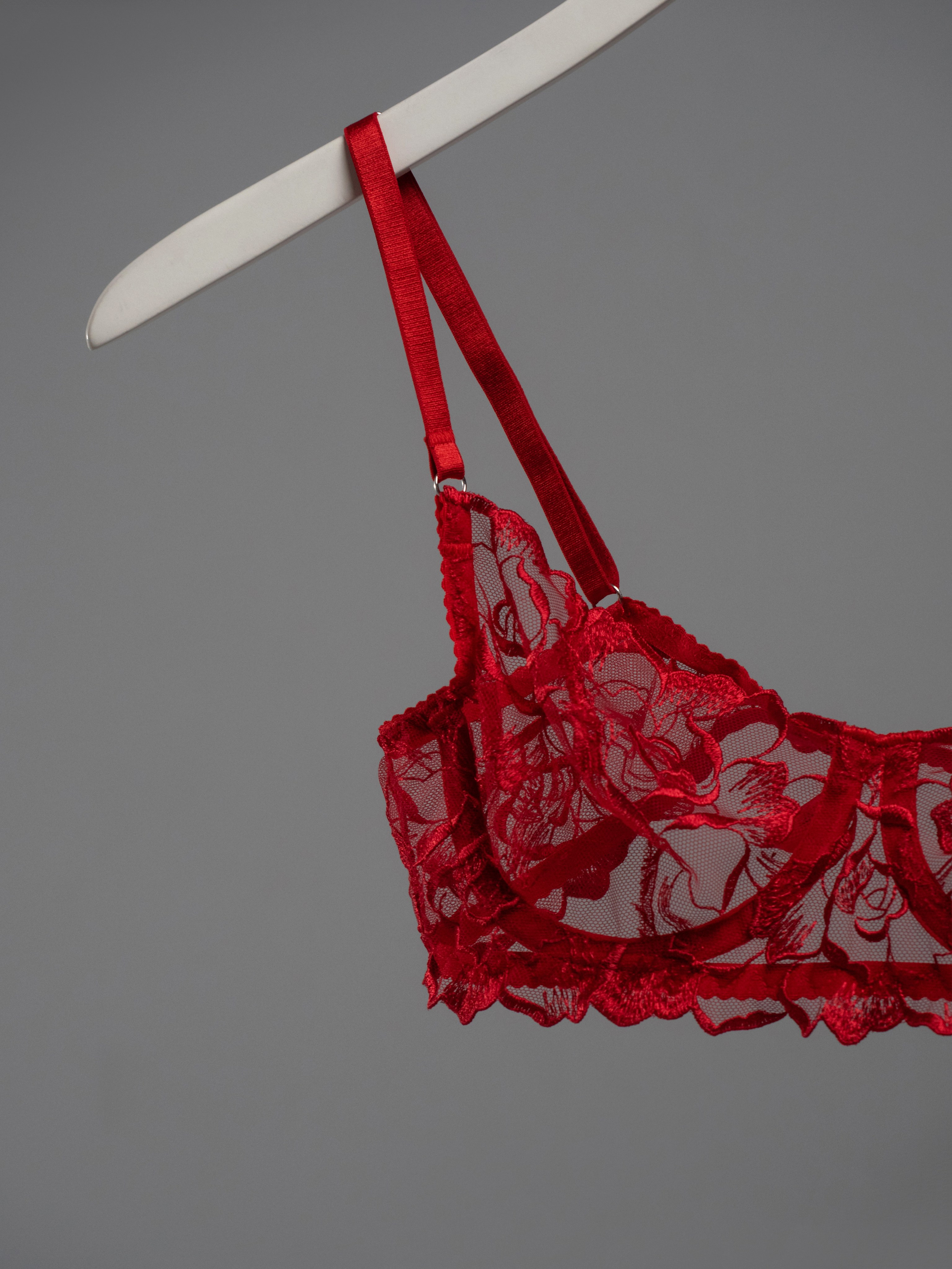 Съёмка для бренда нижнего белья TNDRNESS. Фотограф Кристина Берг