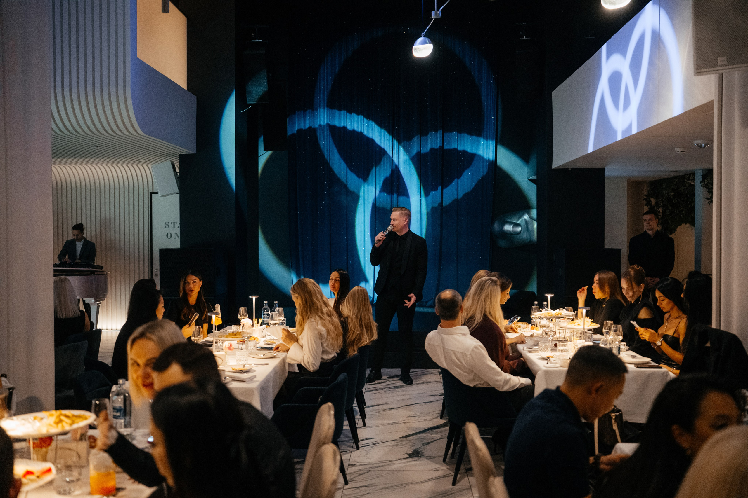 2 апреля (среда). BENUAR Restaurant