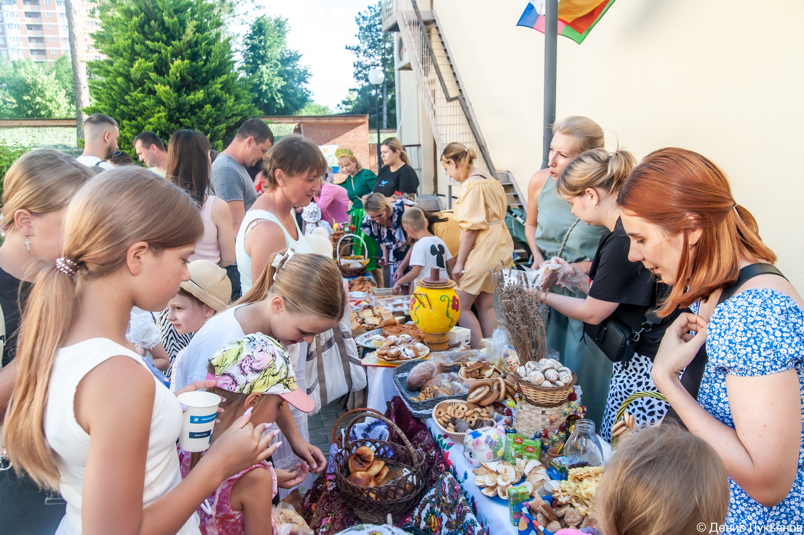 Ярмарка. Свадебный и семейный фотограф Денис Лукьянов в Краснодаре, Краснодарском крае и Республике Крым