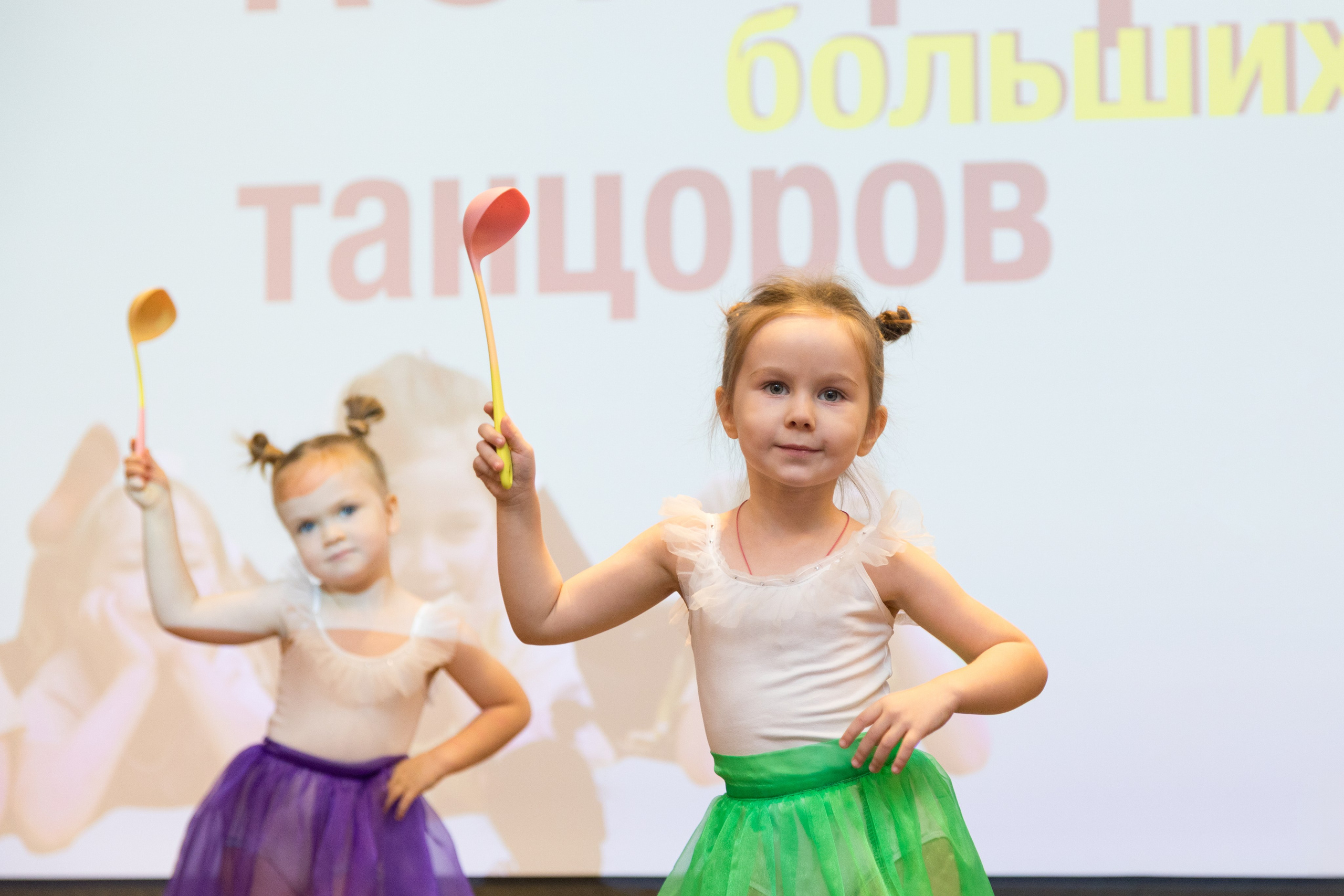 Отчетный концерт танцевального коллектива «ПЕТЕРБУРИКИ». Детский и контент фотограф Надя Волкова Санкт-Петербург