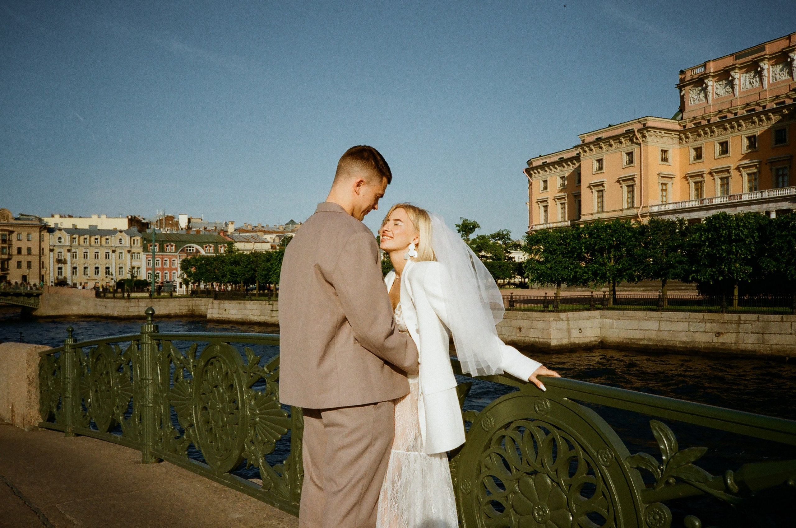 Пленка Лика и Илья 35 mm. Фотограф в Санкт-Петербурге Юлия Гербель