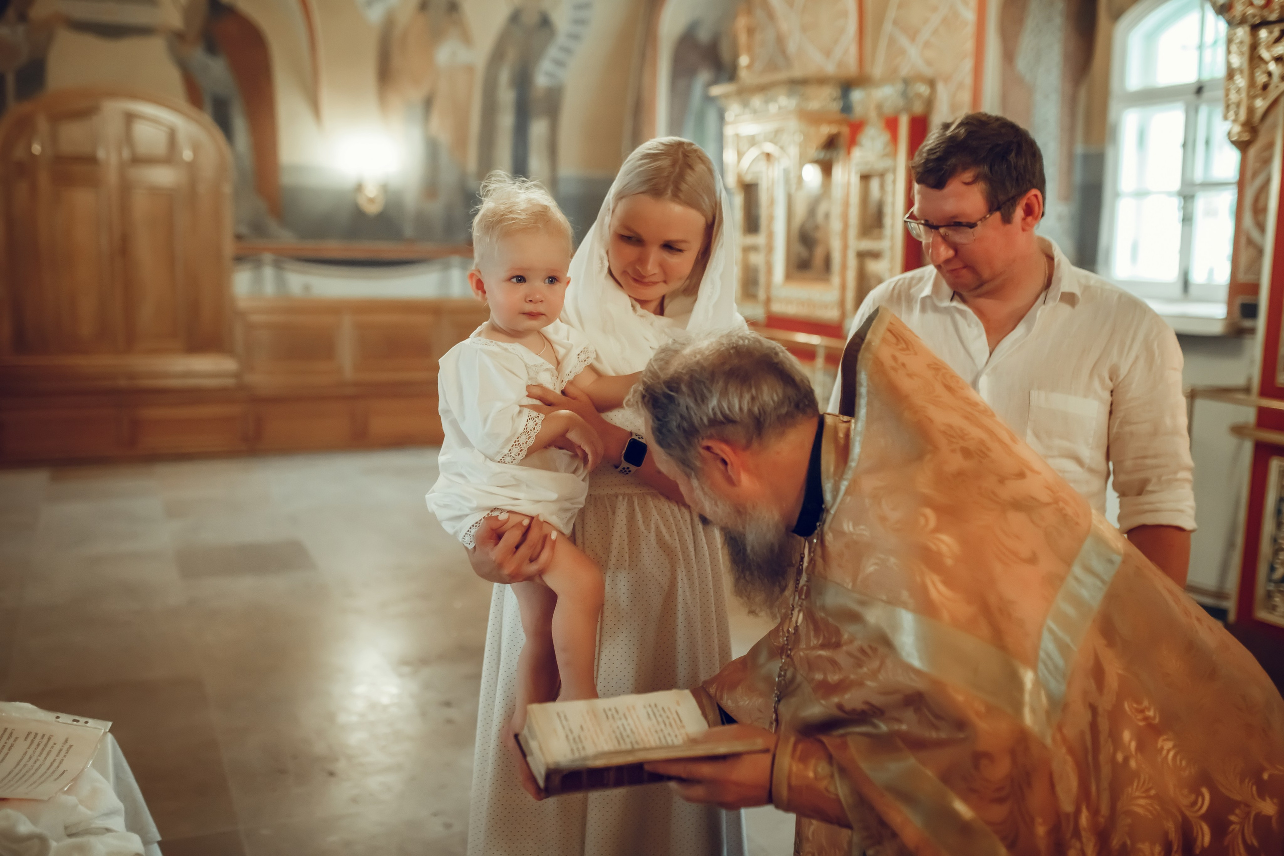 Крещение Яны. Фотограф на Крещение, семейный фотограф в Москве