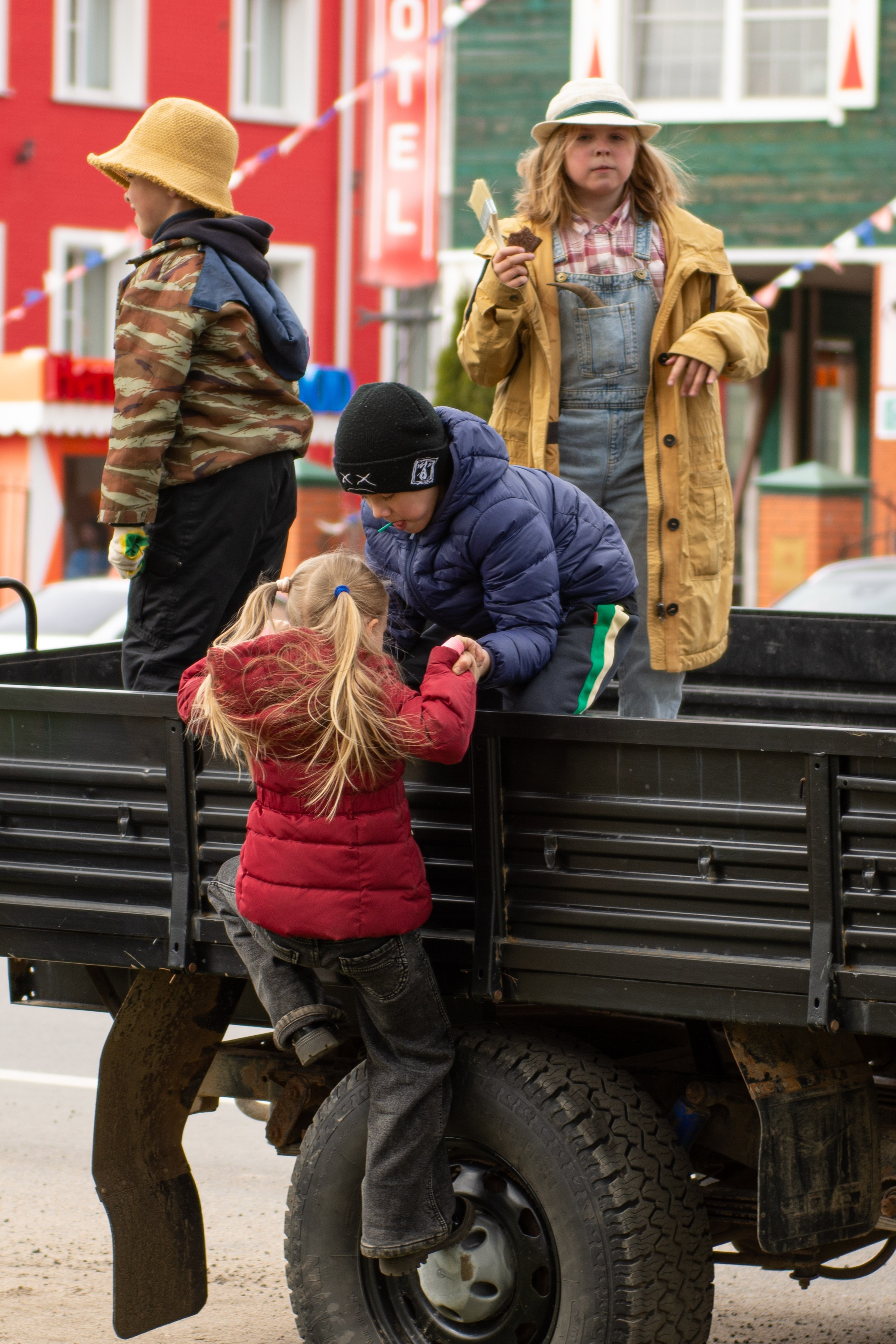 Том Сойер Фест ул. Кардовского 25 (репортаж). Портретная и репортажная съёмка