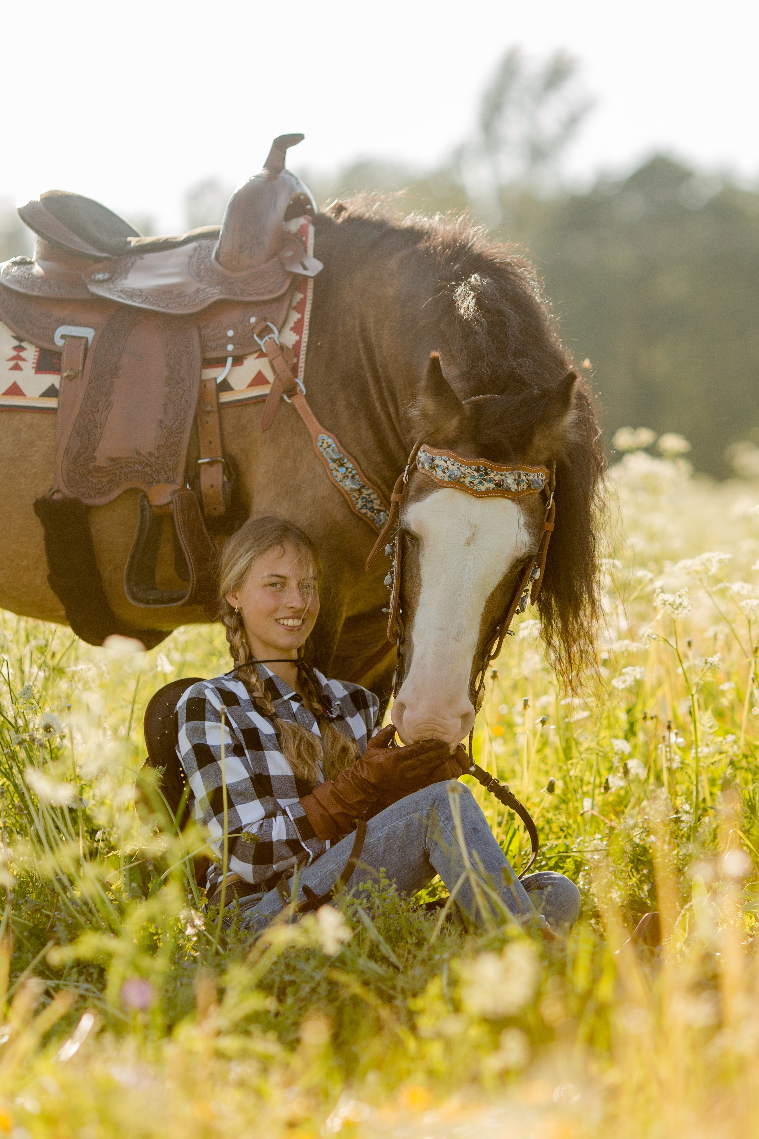Фотосессия в стиле вестерн с лошадью
