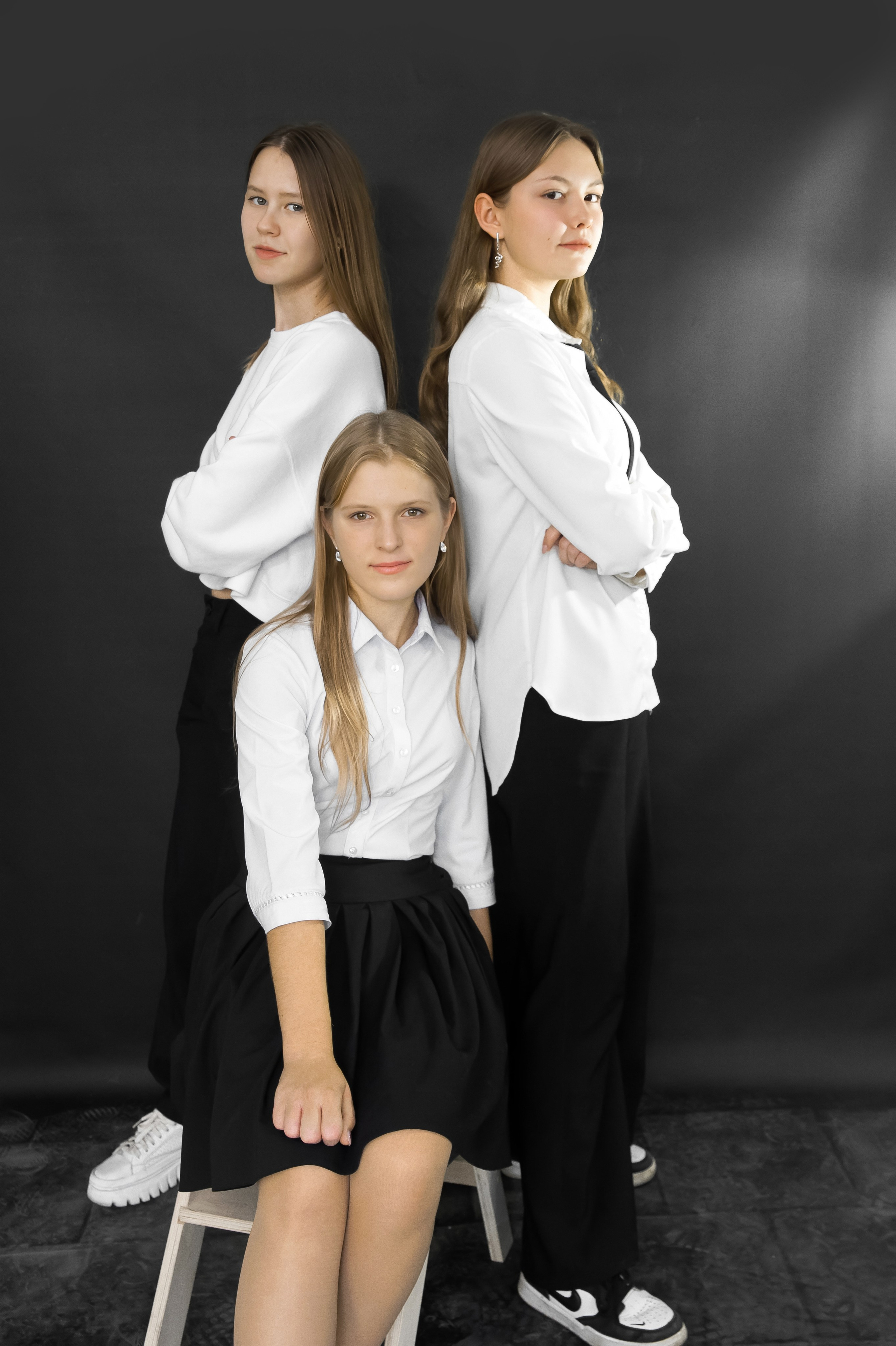 Друзья. Выпускные альбомы. Фотограф Ксения Борисова