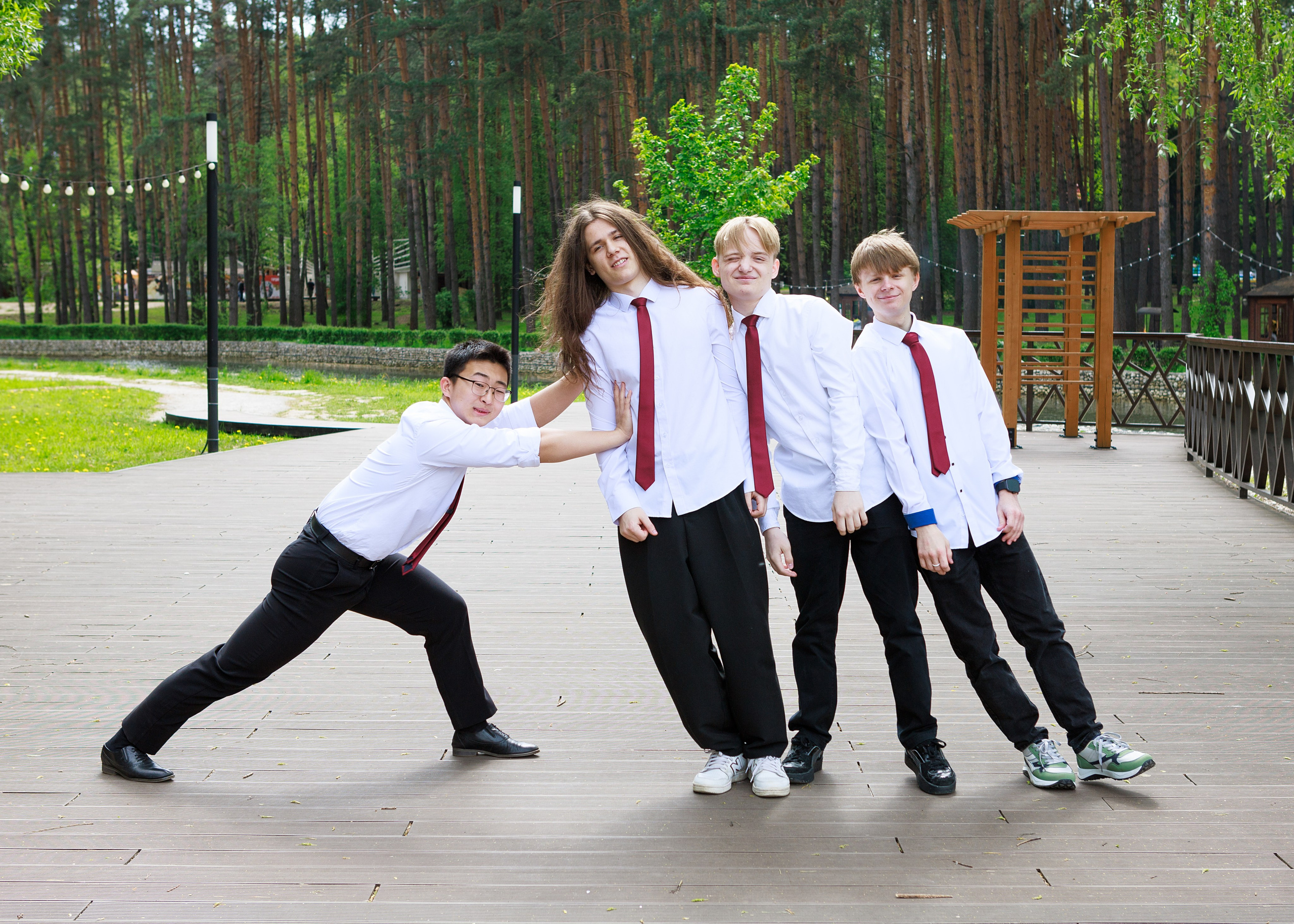 Школа 9 — 11 классы. Выпускные альбомы для школ и детских садов