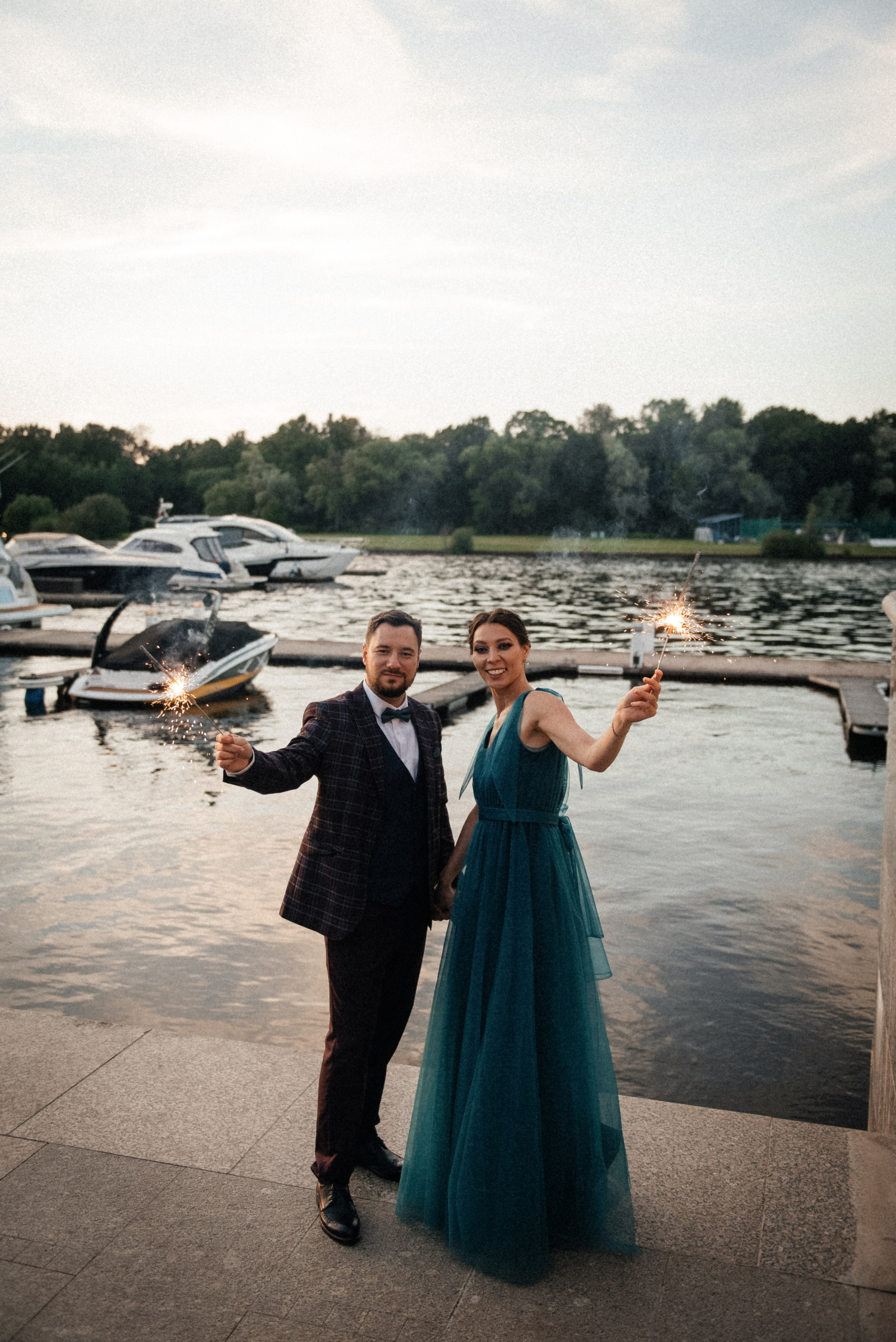 фотосессия с бенгальскими огнями